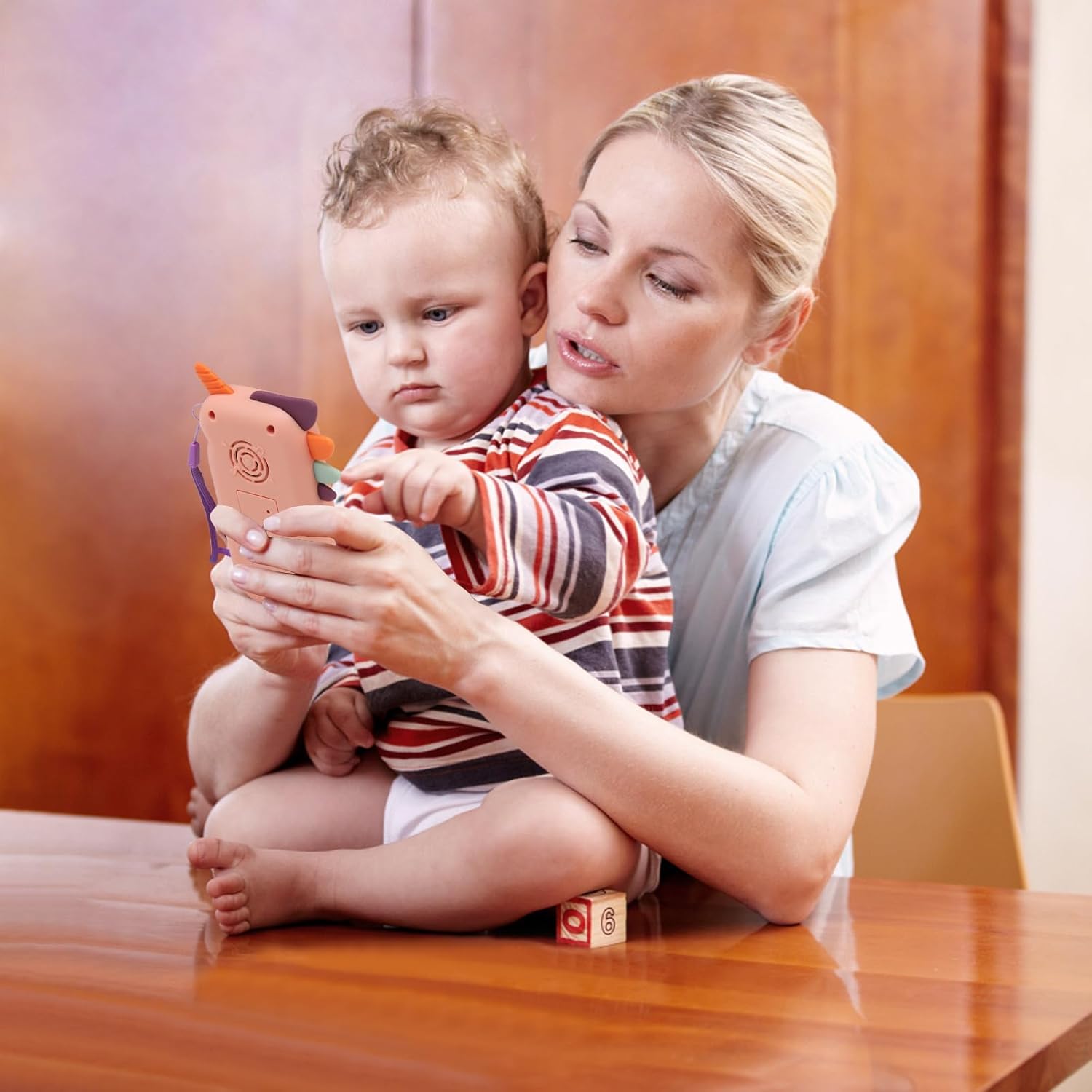 Thumbnail 6 de Bambebe Baby Phone Toy 12–18 Months