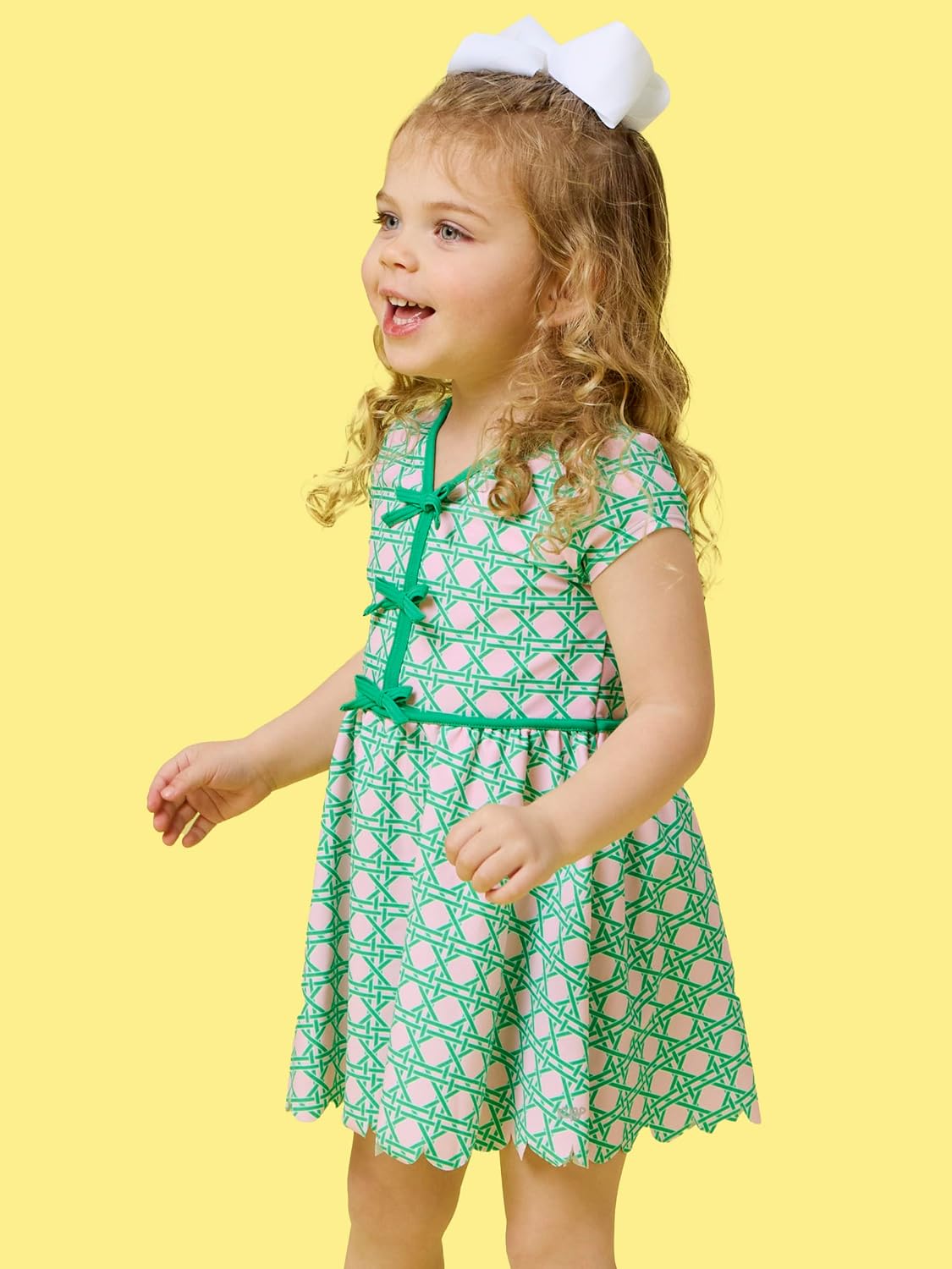 Detalle 1 de RuffleButts Girls' Dress and Bike Shorts Set