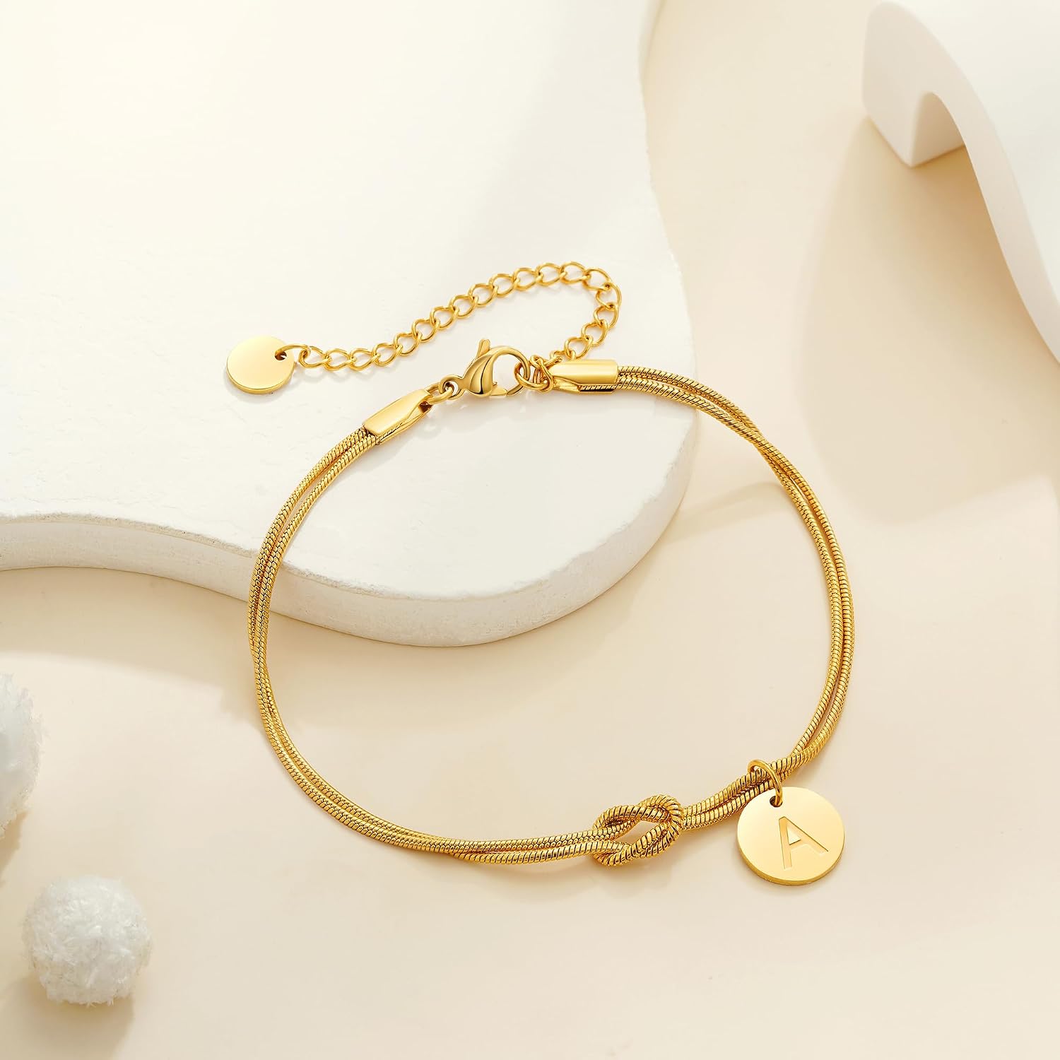 Detalle de SLOONG Armband Damen Silber Gold – Knot Armband mit Buchstaben Monogramm, 18K Goldbeschichtung