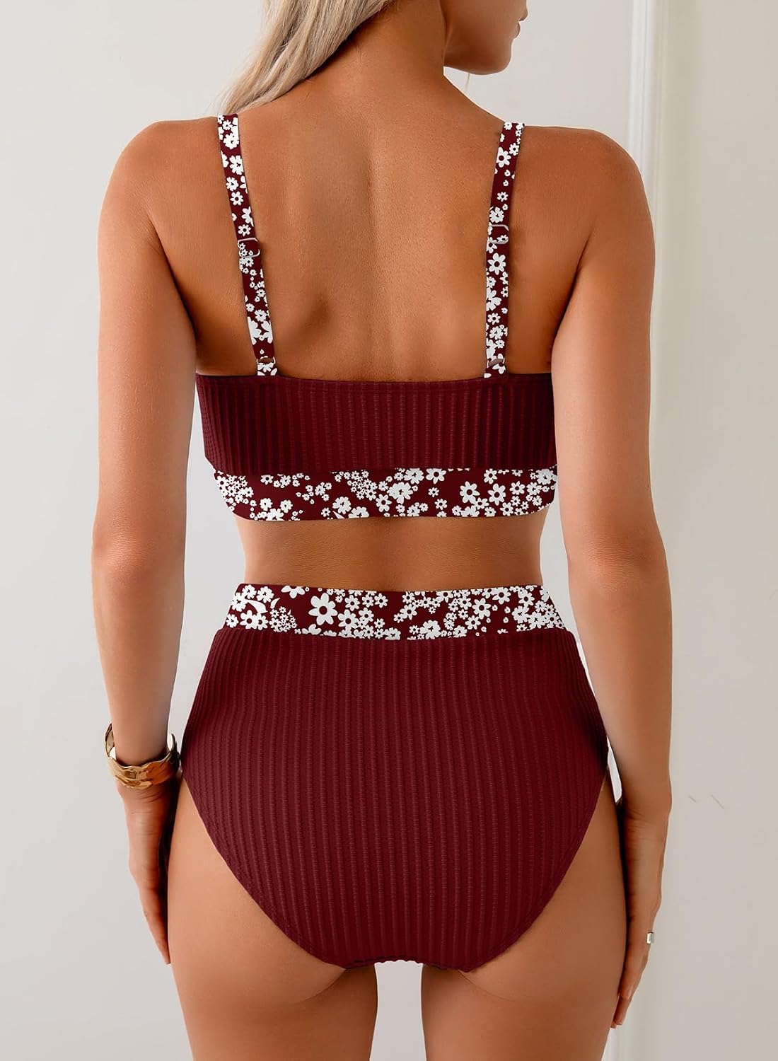 Detalle de Herseas Women's Textured Floral Print High-Waisted Bikini Set with Trim Scoop Neck