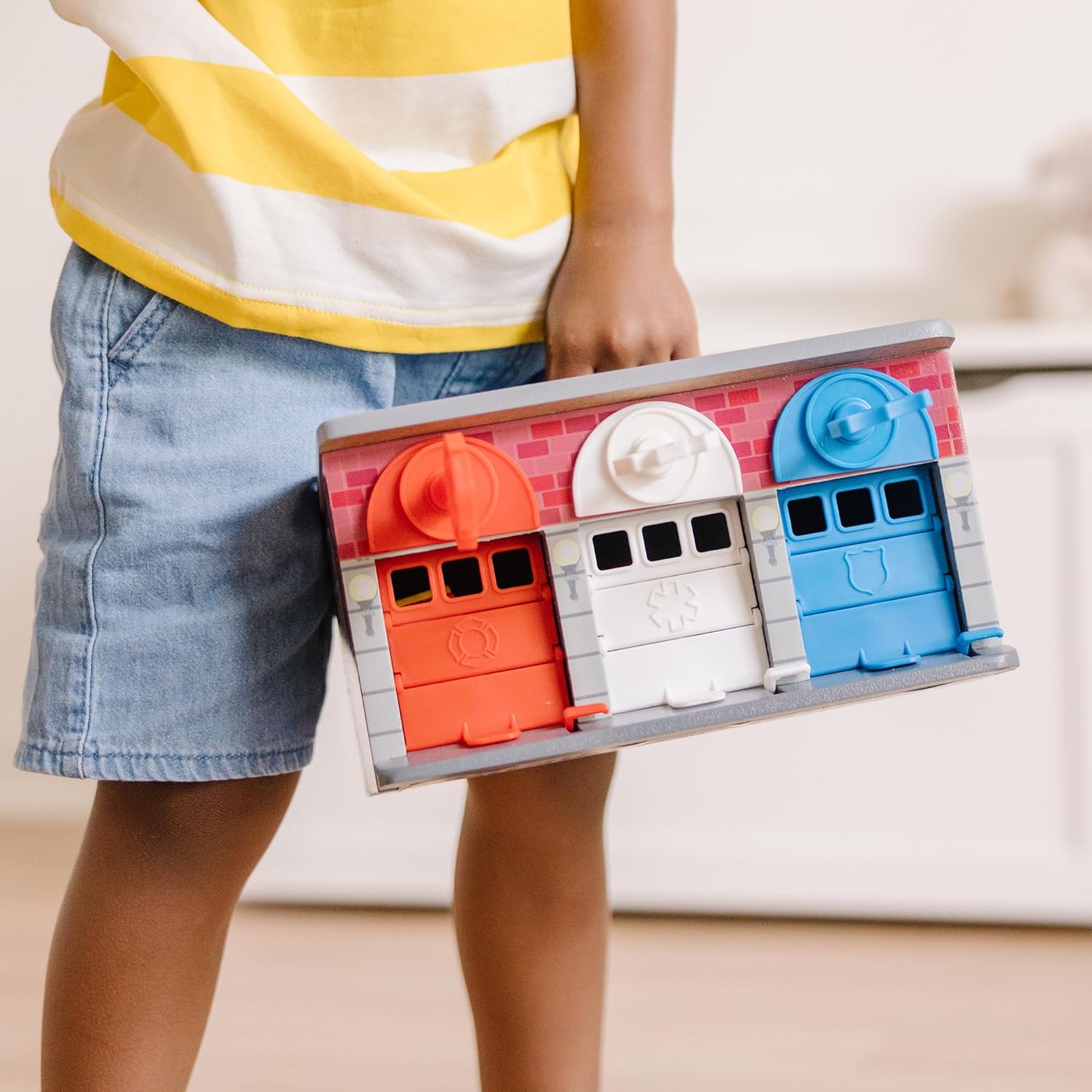 Thumbnail 6 de Melissa & Doug Wooden Rescue Vehicles 7-piece set