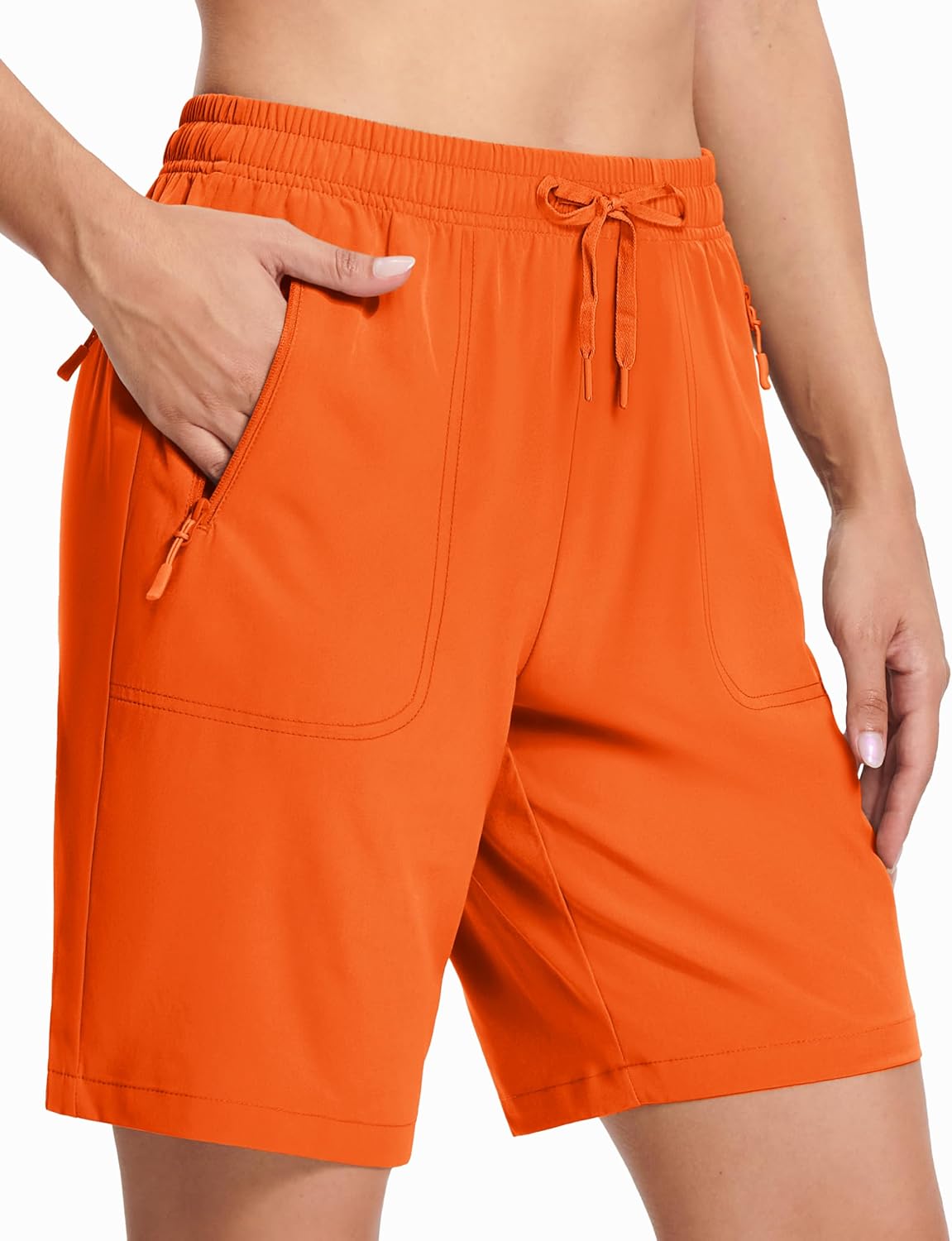 Detalle de MAGCOMSEN Women's Hiking Shorts, 8-Inch Quick-Dry Style with 3 Zip Pockets