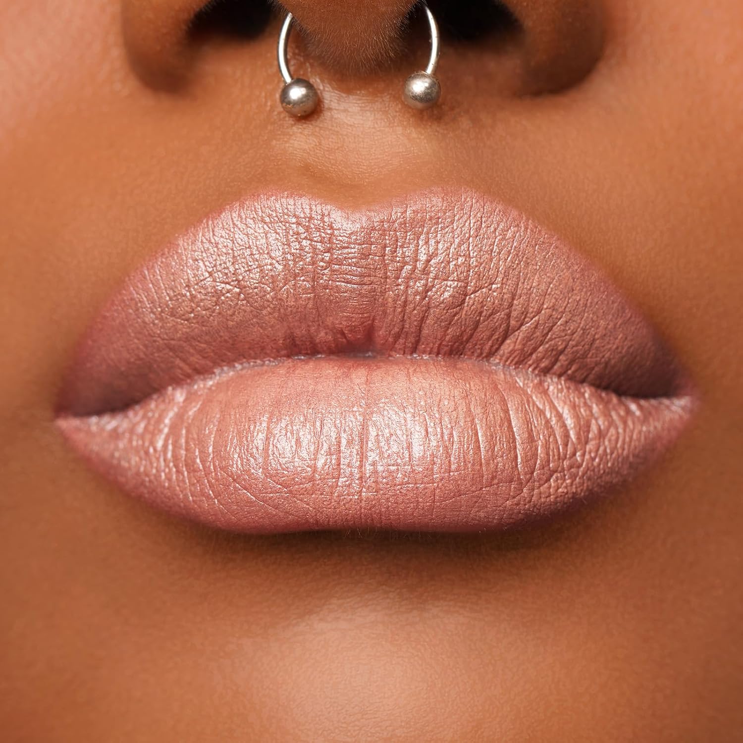 Thumbnail 6 de Rossetto matte metallico 4,3 g Hugs