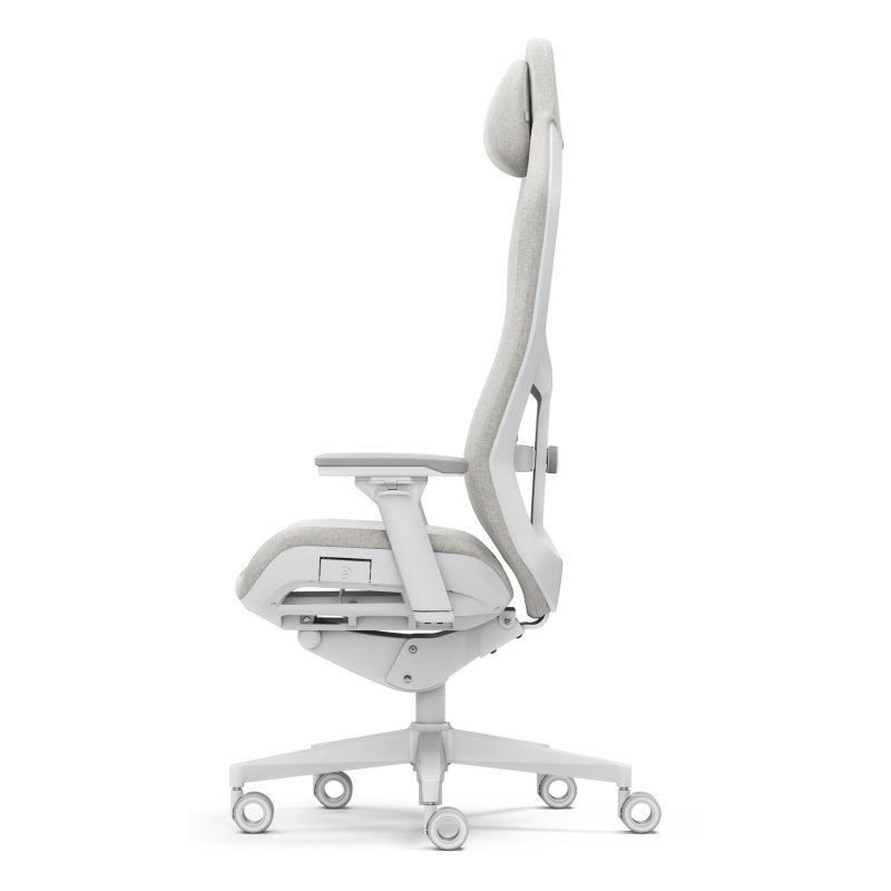 Detalle de Fractal Design silla gaming con reposabrazos 4D, respaldo de malla y alcántara, altura ajustable (blanca)