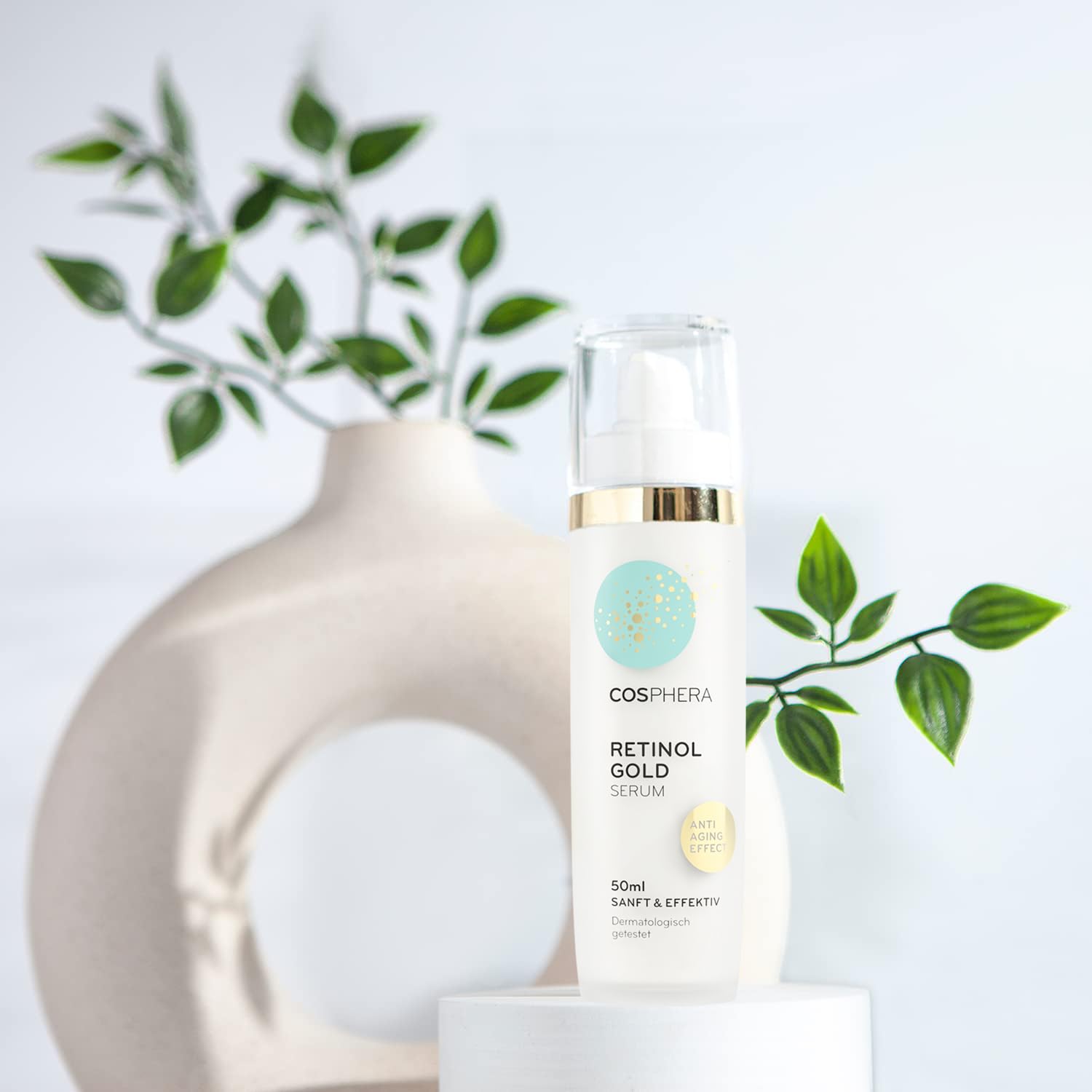 Detalle 2 de COSPHERA® Retinol Serum 50 ml