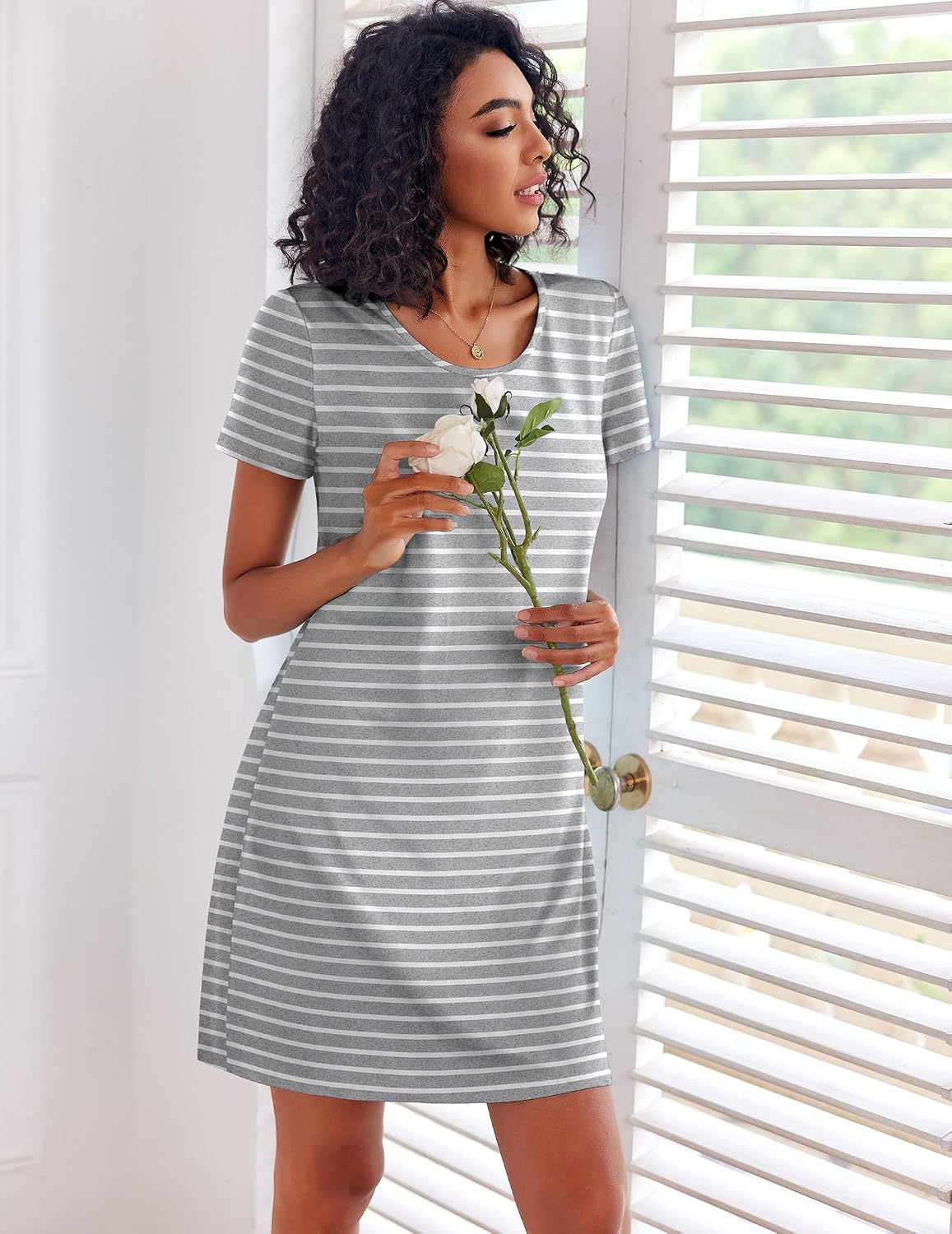 Detalle de Ekouaer 3-Pack Women's Nightgowns, Short-Sleeve Sleep Shirts in Three Styles