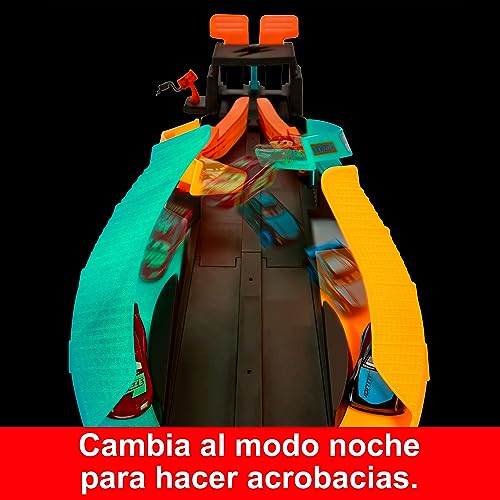 Thumbnail 4 de Mattel Disney Pixar Cars Pista Nocturna Brillante con 2 Coches 🌙