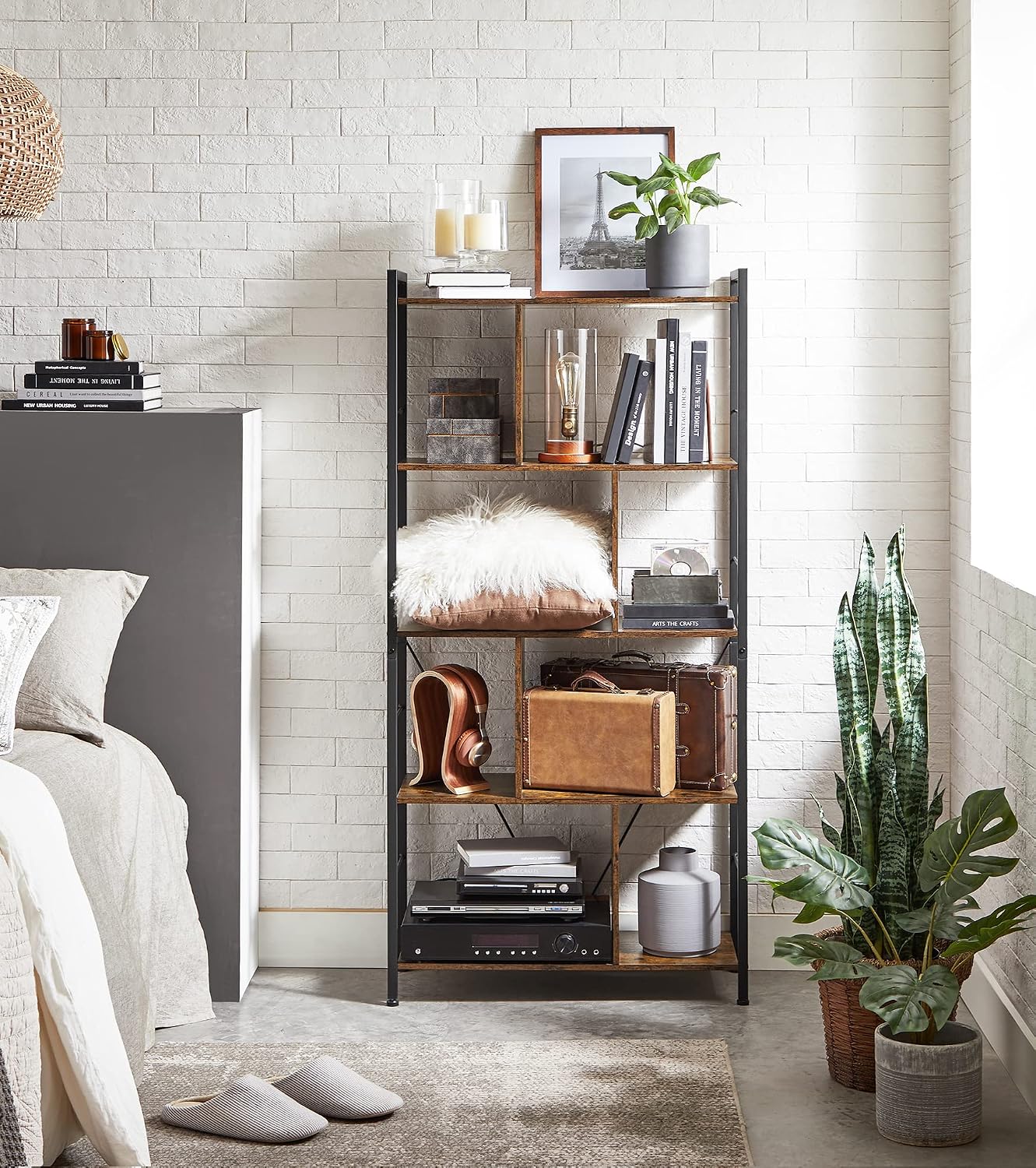 Detalle 1 de VASAGLE BARNET LBC121B01 5-Tier Bookshelf, Steel Frame, Rustic Brown and Black