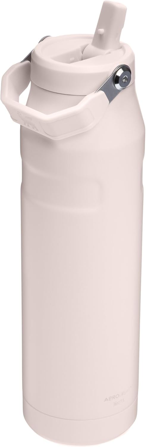 Detalle de Stanley IceFlow Flip Straw 2.0 36 oz 🫗
