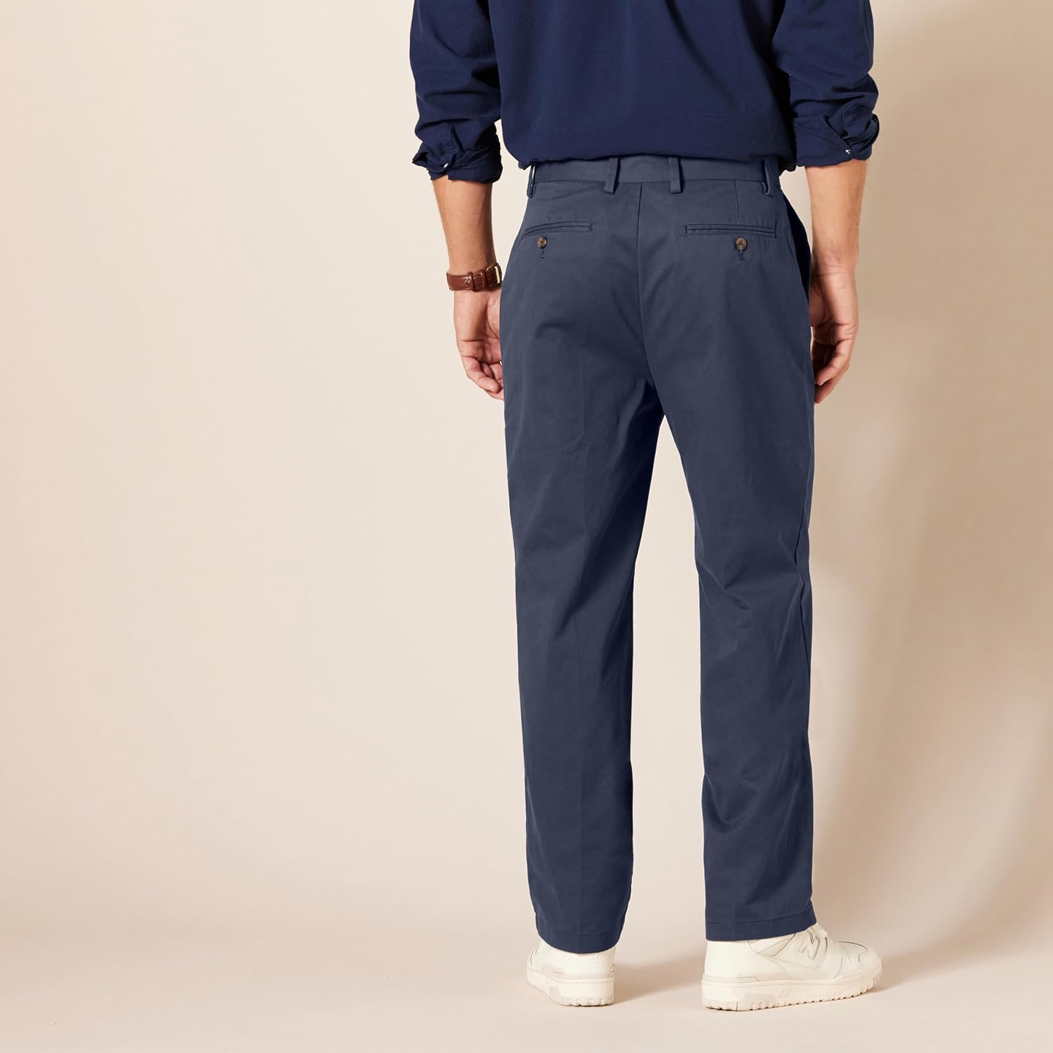 Thumbnail 1 de Amazon Essentials pantaloni chino casual senza pince anti-piega vestibilità classica (taglie forti) uomo