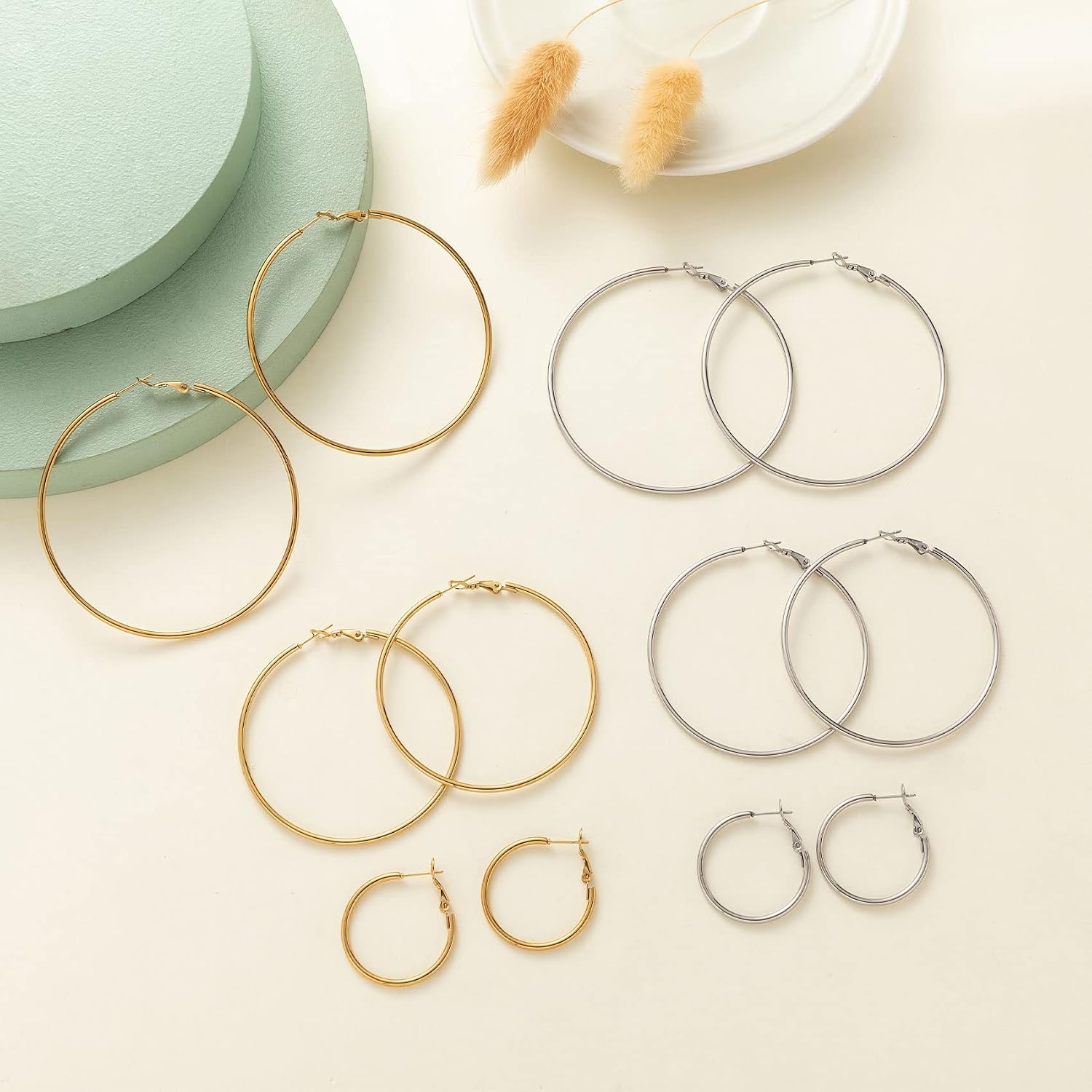 Detalle de PABBEU Hoop Earrings in 316L Stainless Steel