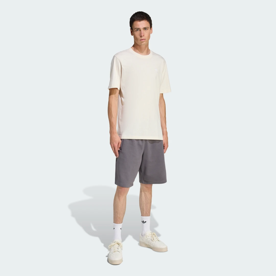 Thumbnail 2 de Adidas Pantalón corto Essentials Trefoil Gris: comodidad diaria con sello Trefoil