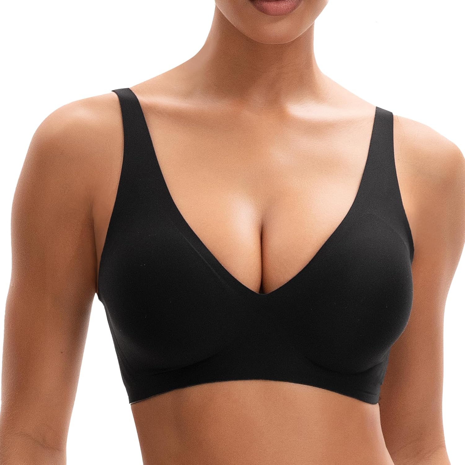 Detalle de INNERSY Seamless Comfort Non-Wired Padded Bralette with Extender – Everyday V-Neck