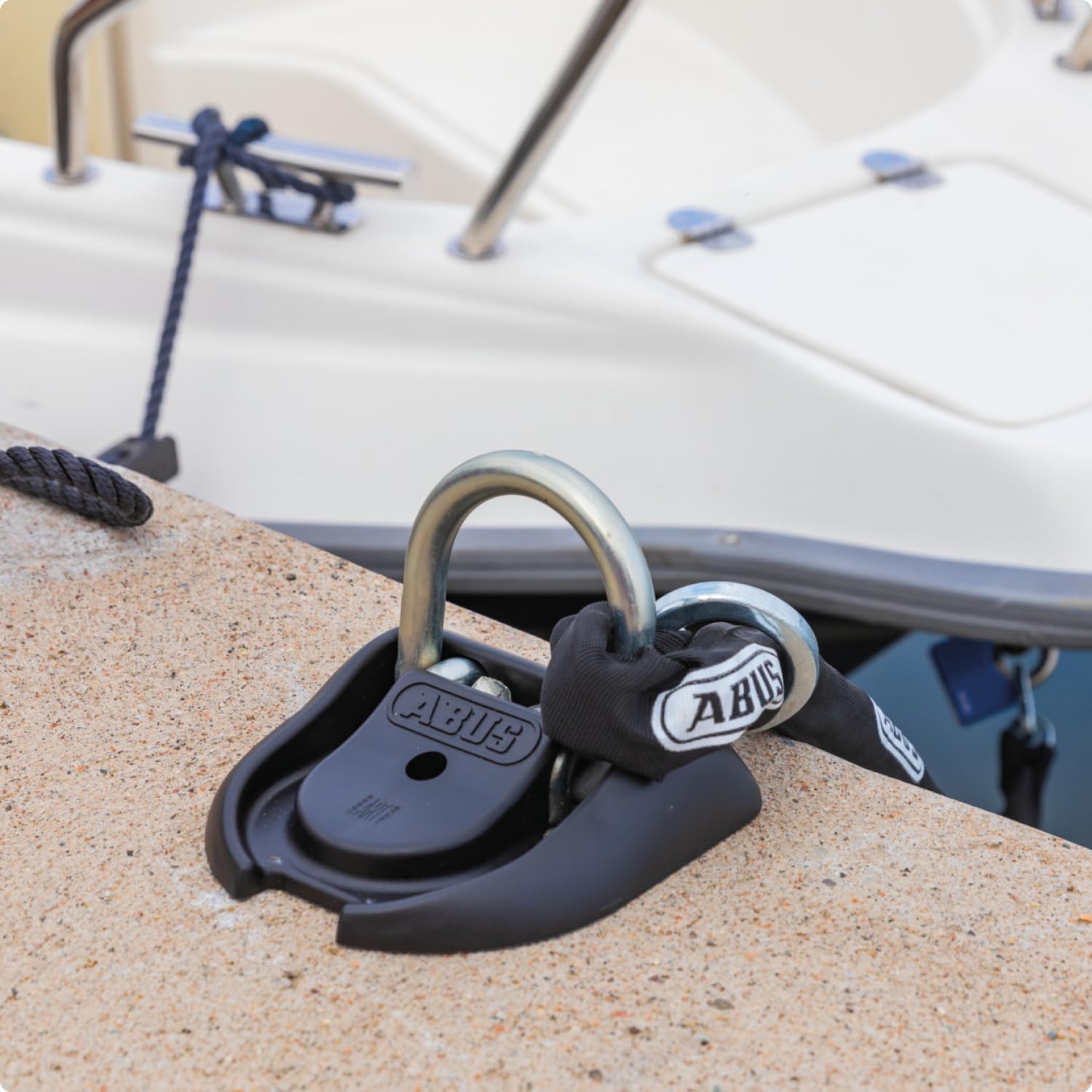 Detalle 2 de ABUS Granit WBA 100 : ancrage mur et sol pour vélo et moto (boulon d’ancrage en acier)