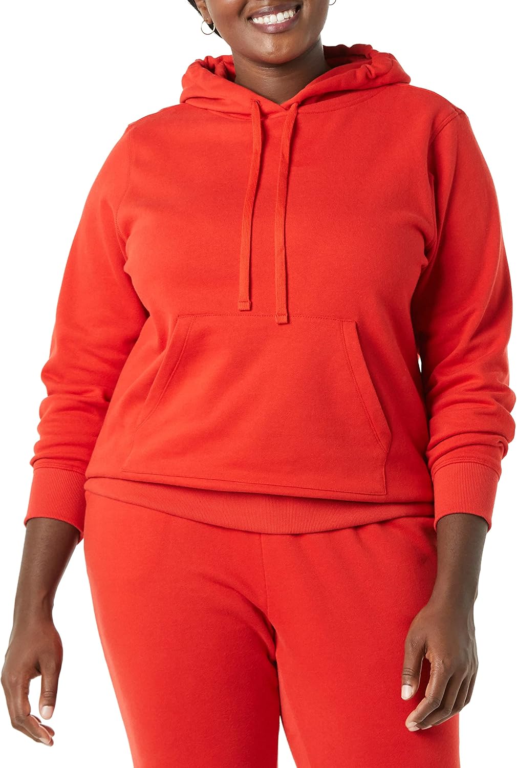 Detalle de Amazon Essentials Damen Fleece-Kapuzenpullover – normale Passform, kuschelige Innenseite aus Fleece (auch in Übergröße erhältlich)