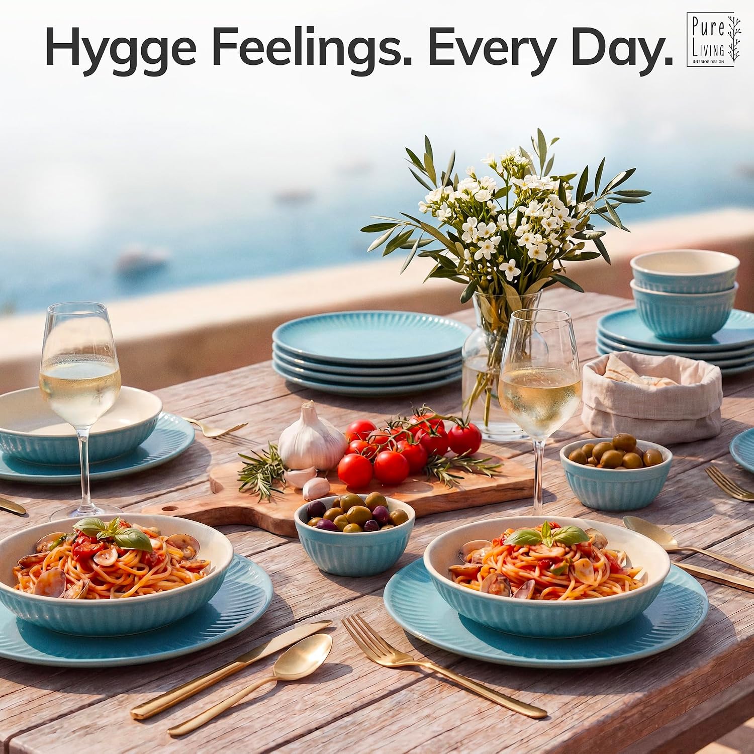 Detalle 2 de Stoneware Dinnerware Set for 8 People HYGGE 24-Piece: Elegant Scandi Green Ribbed Tableware