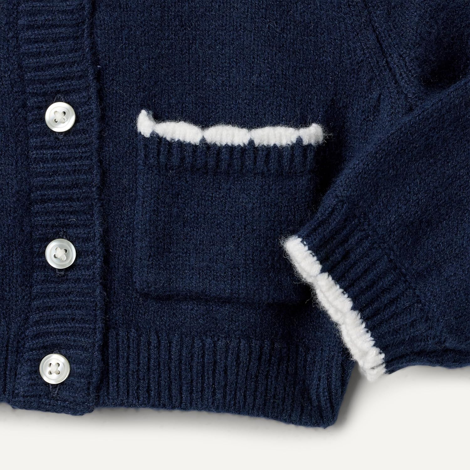 Detalle 2 de Amazon Essentials x Sofia Grainge Babies, Toddlers and Girls' Cardigan Sweater
