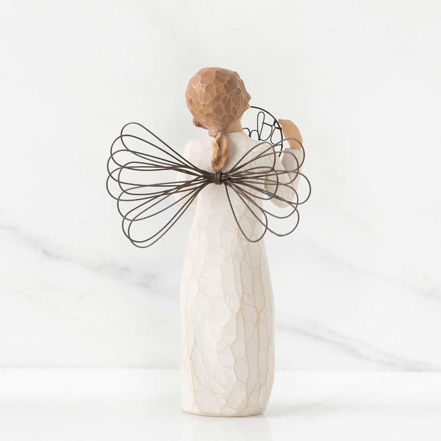 Detalle 2 de Enesco 26166 Juste pour Toi – pièce décorative en résine façon bois sculpté, 14 cm