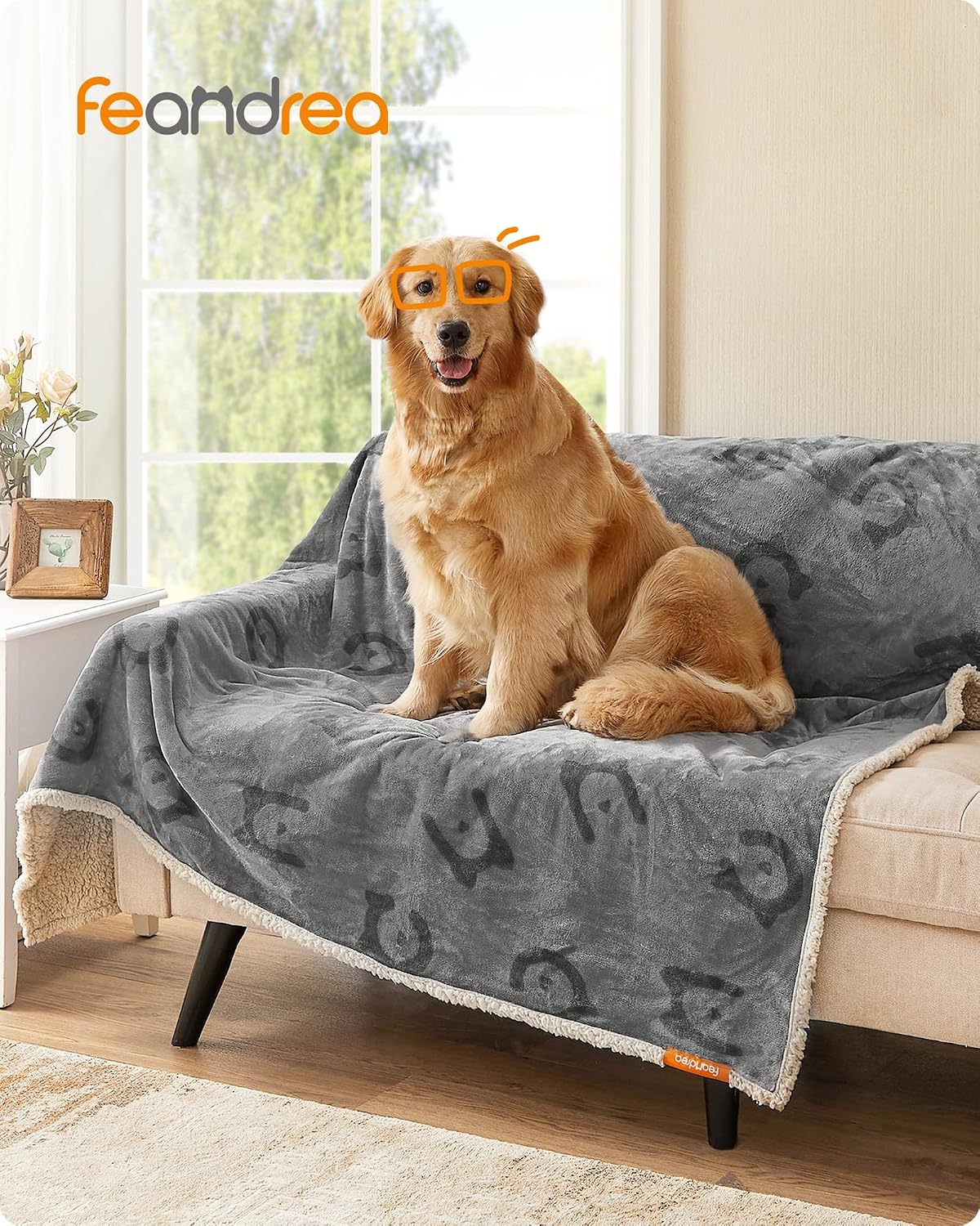 Detalle de FEANDREA Basco Collection PPB080G01 Waterproof Reversible Dog Blanket, 203 x 152 cm
