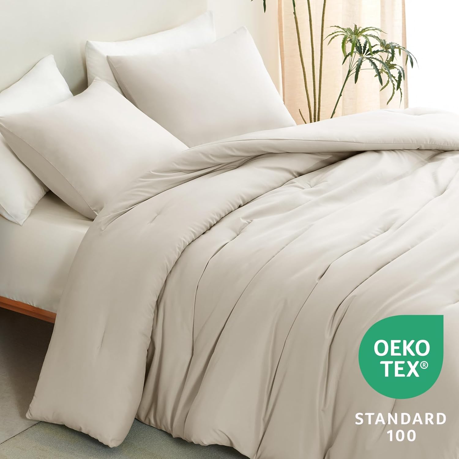 Detalle de CozyLux Beige Queen Comforter Set 3-Piece Bedding
