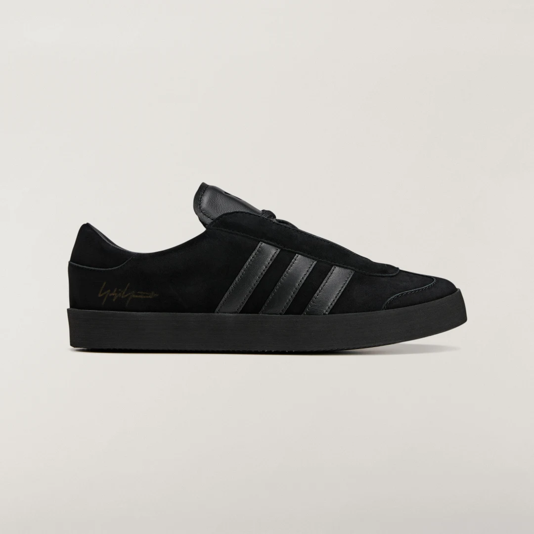 Imagen de Adidas Y-3 Gazelle Negro: estilo minimalista con sello Y-3 en cada paso en OfertitasTOP
