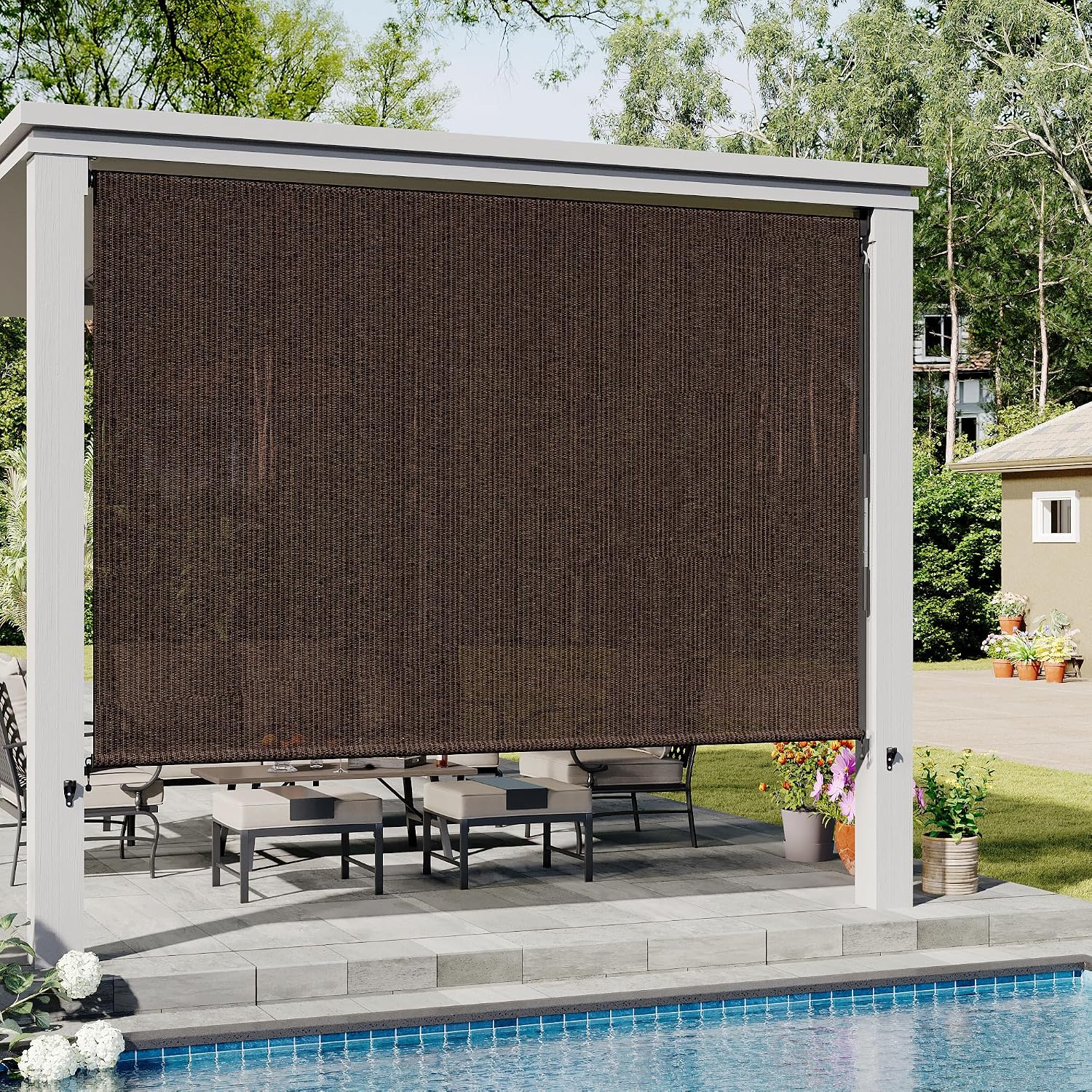 Detalle de VICLLAX SRMOB Outdoor Roller Shade, 8' x 8', Cordless Crank, Mocha