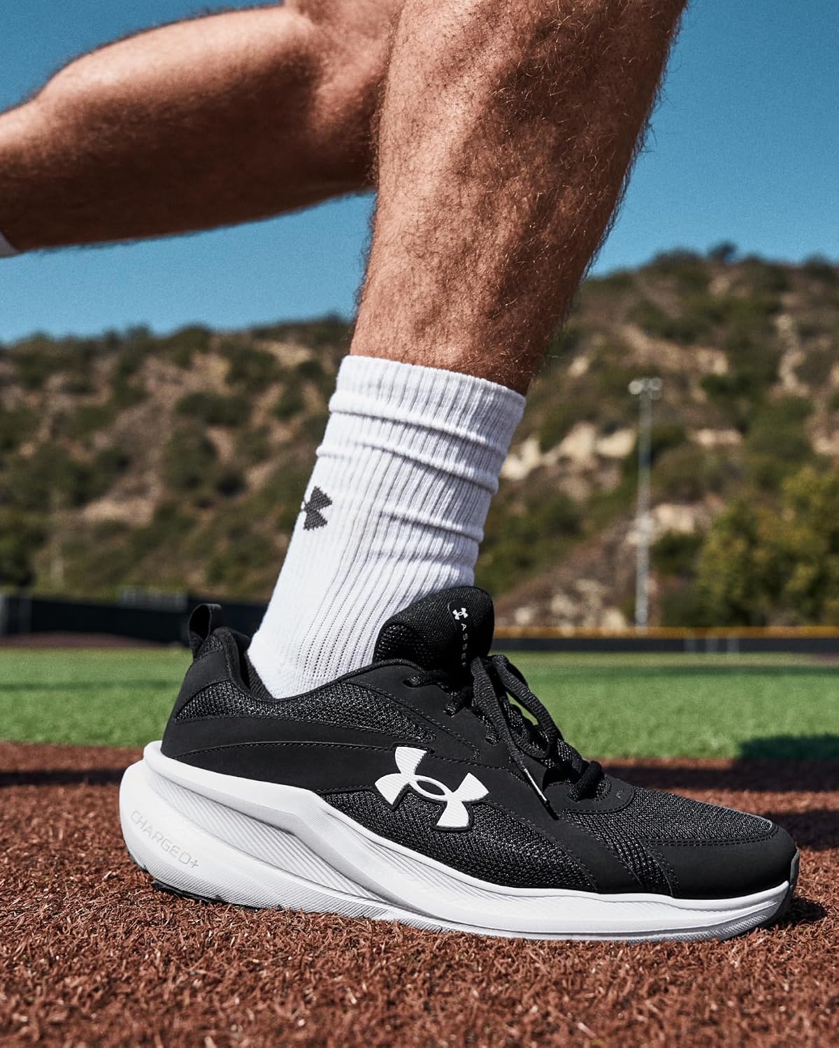 Detalle 2 de Under Armour Running Shoes Assert 11