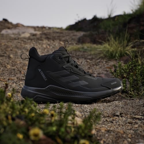 Detalle 2 de adidas Terrex Anylander Mid RAIN.RDY Hiking Shoes for Men