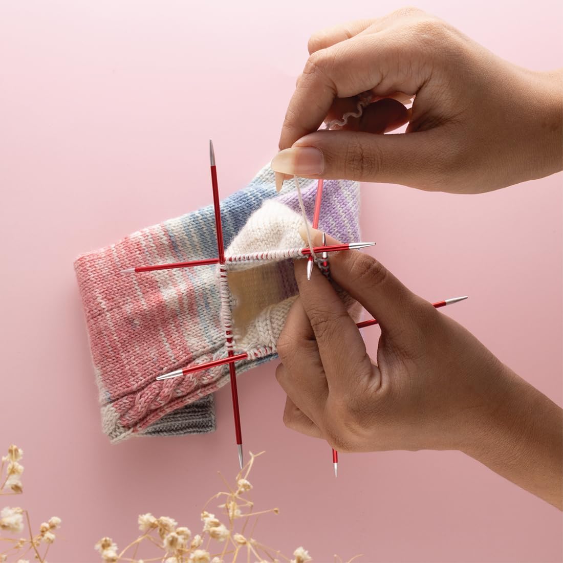 Detalle 1 de KnitPro Zing – zestaw drutów pończoszniczych 15 cm, 9 rozmiarów, aluminium