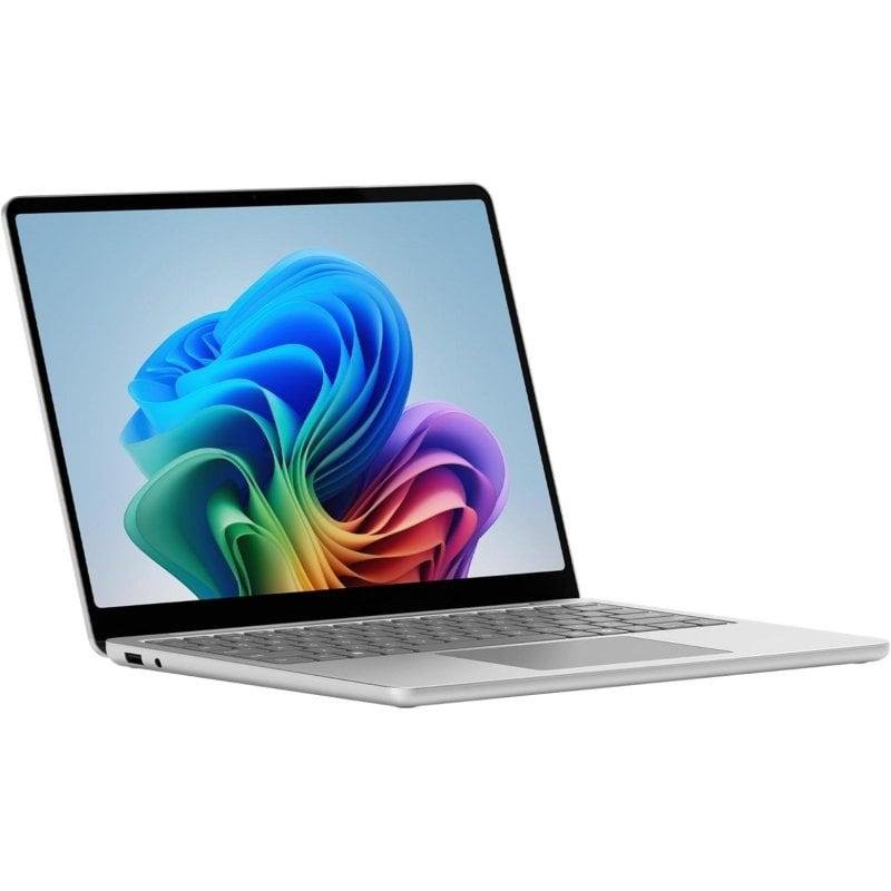 Detalle de Microsoft Surface Laptop Copilot+ PC Snapdragon X Plus 16GB/512GB 13'' táctil (Platino)