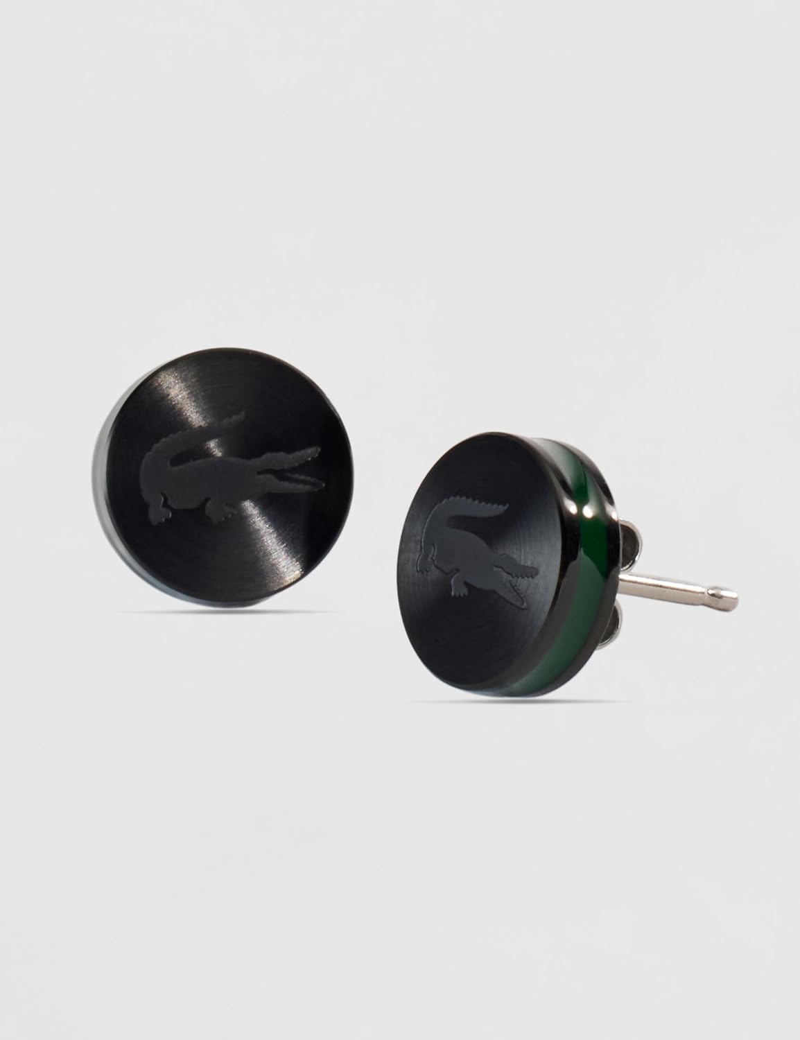 Detalle 2 de Lacoste Baseline Ohrstecker für Herren – Edelstahl mit schwarzer IP-Beschichtung