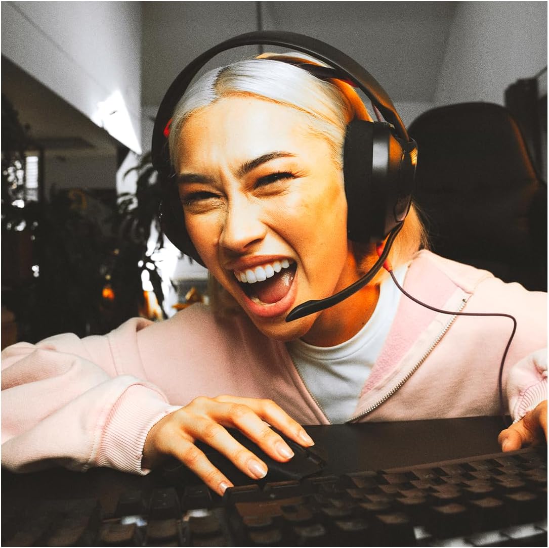 Detalle de JBL Quantum 250 Wired Over-Ear Gaming Headset (Black) with Spatial Sound and Replaceable Parts