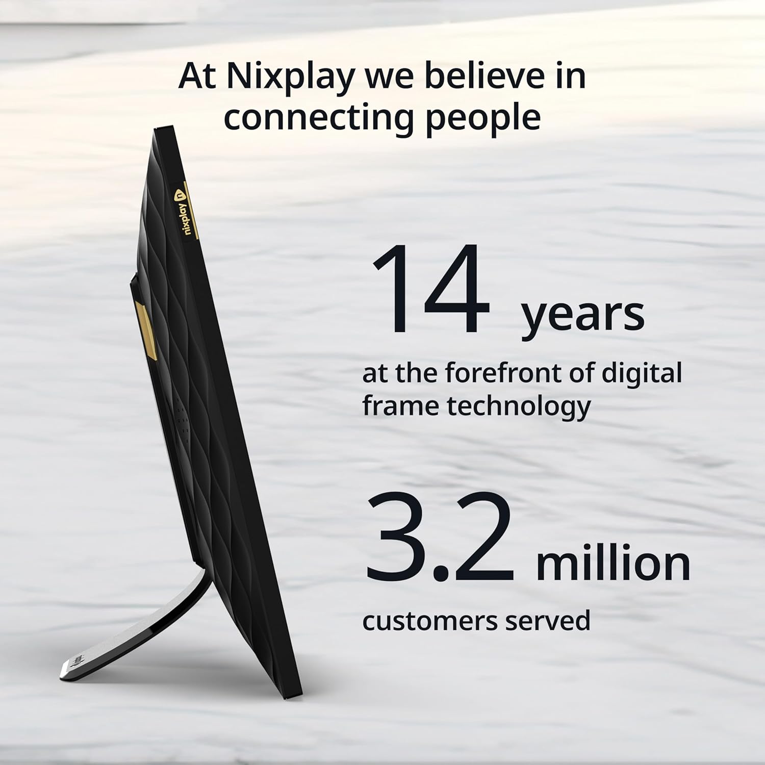 Thumbnail 3 de Nixplay 10.1" HD Digital Picture Frame with Wi‑Fi, Auto‑Rotation, and Email/App Sharing