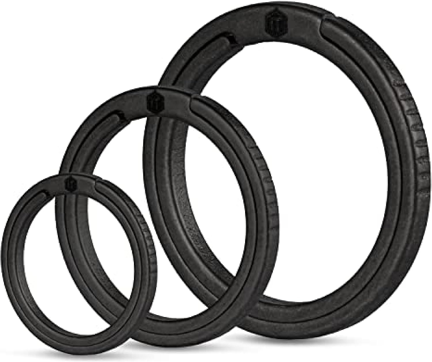 Detalle de KeyUnity titanium flat key rings with side-push quick release for key carabiner (S/M/L variants)