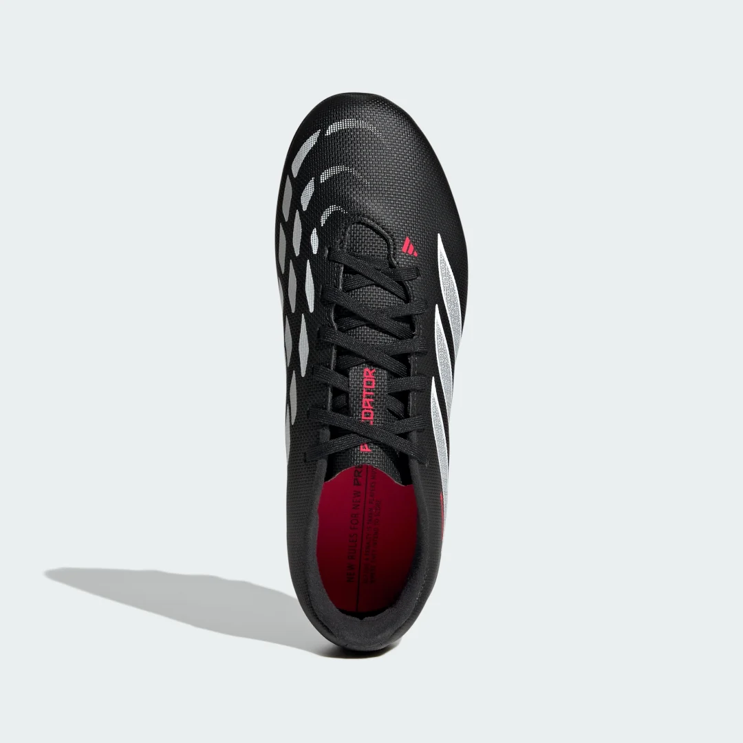Detalle de Adidas Predator Club: bota de fútbol para césped natural seco y multisuperficie