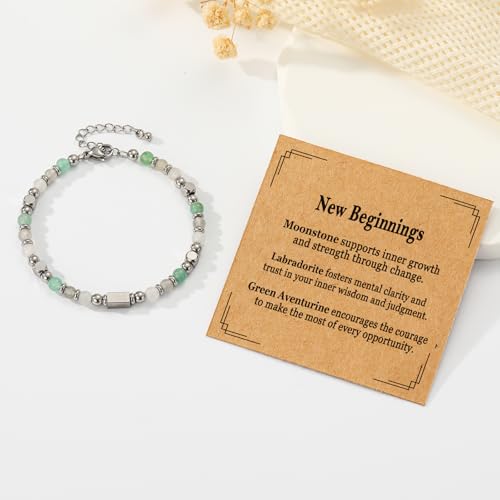 Detalle de Aretas Retirement Bracelet for Women with Moonstone and Other Natural Crystals