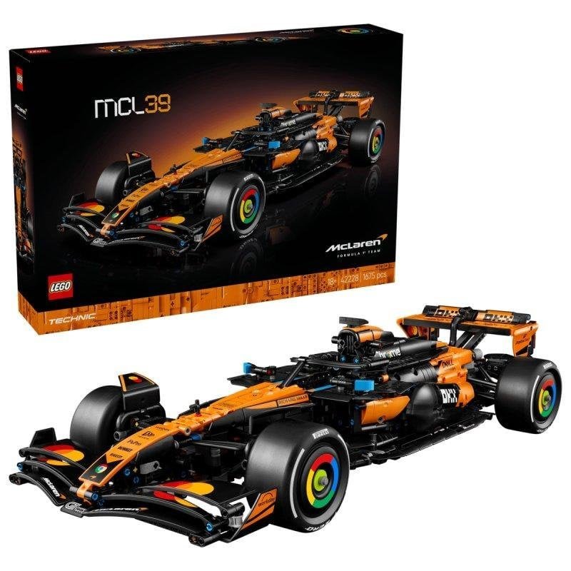 Detalle 2 de Volante de simulación Logitech G RS50 System: precisión de 8 N·m para PC y PS5/PS4
