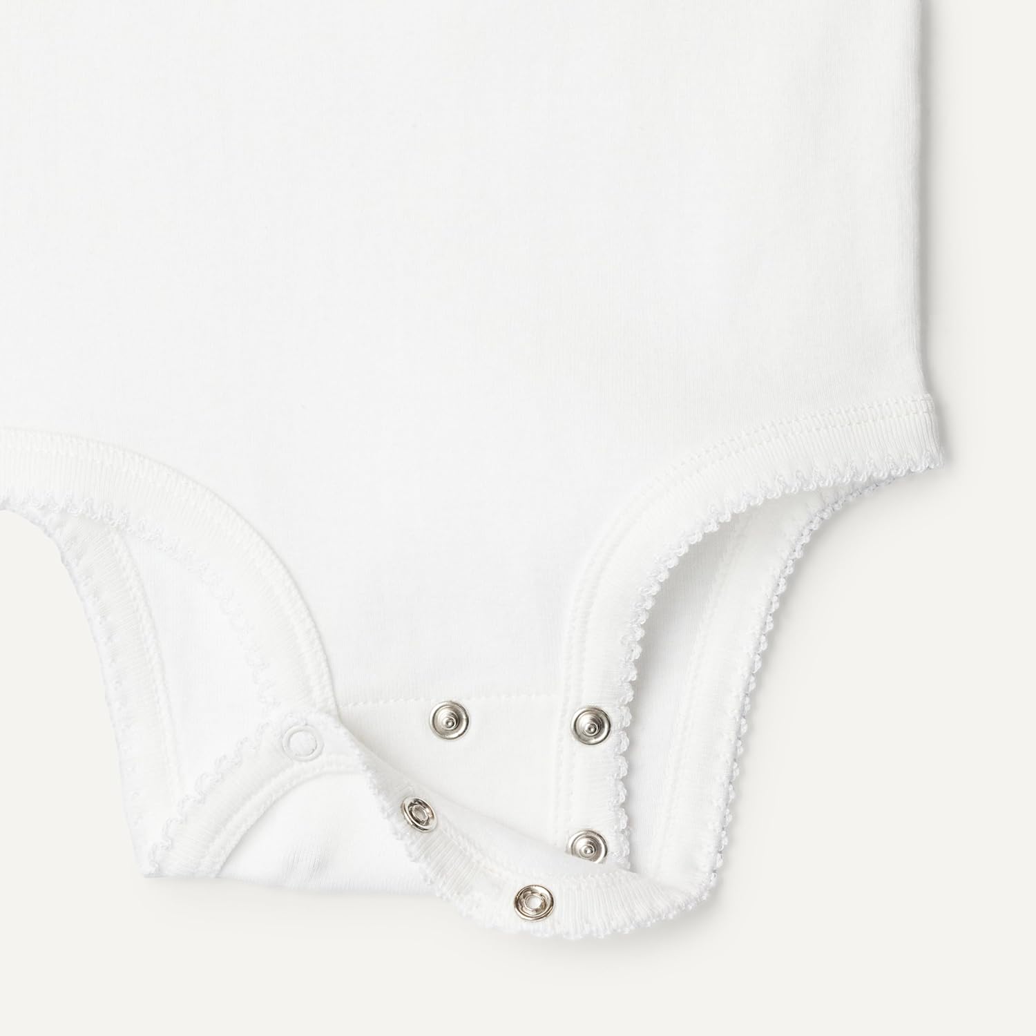 Thumbnail 4 de Amazon Essentials Baby Girls' Cotton Sleeveless Bodysuits, Pack of 3