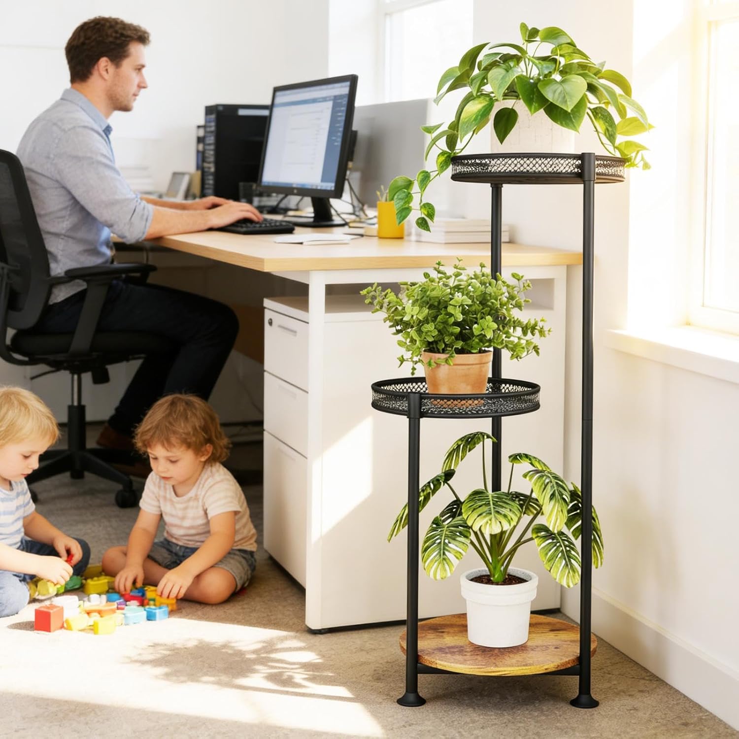 Detalle de Atpddpey 3-Tier Corner Plant Stand, Metal and Wood with Adjustable Feet