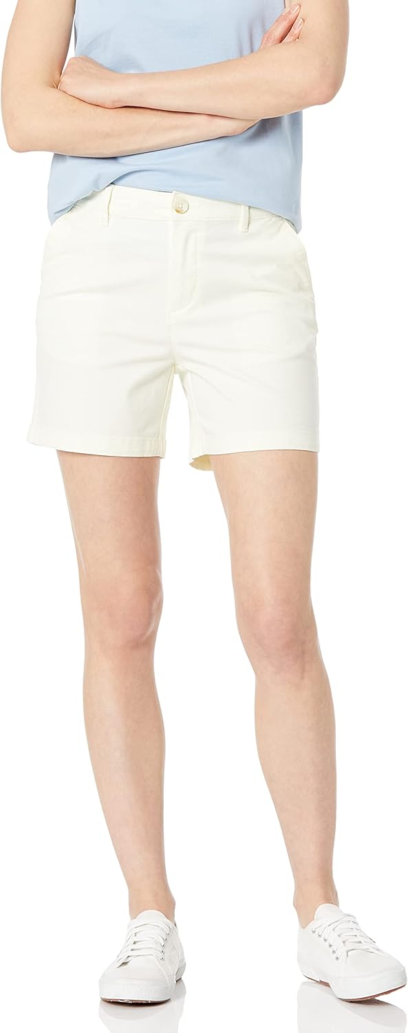 Thumbnail 6 de Amazon Essentials Women’s Mid-Rise Slim-Fit 5-Inch Khaki Chino Shorts (Straight & Curvy Fits)