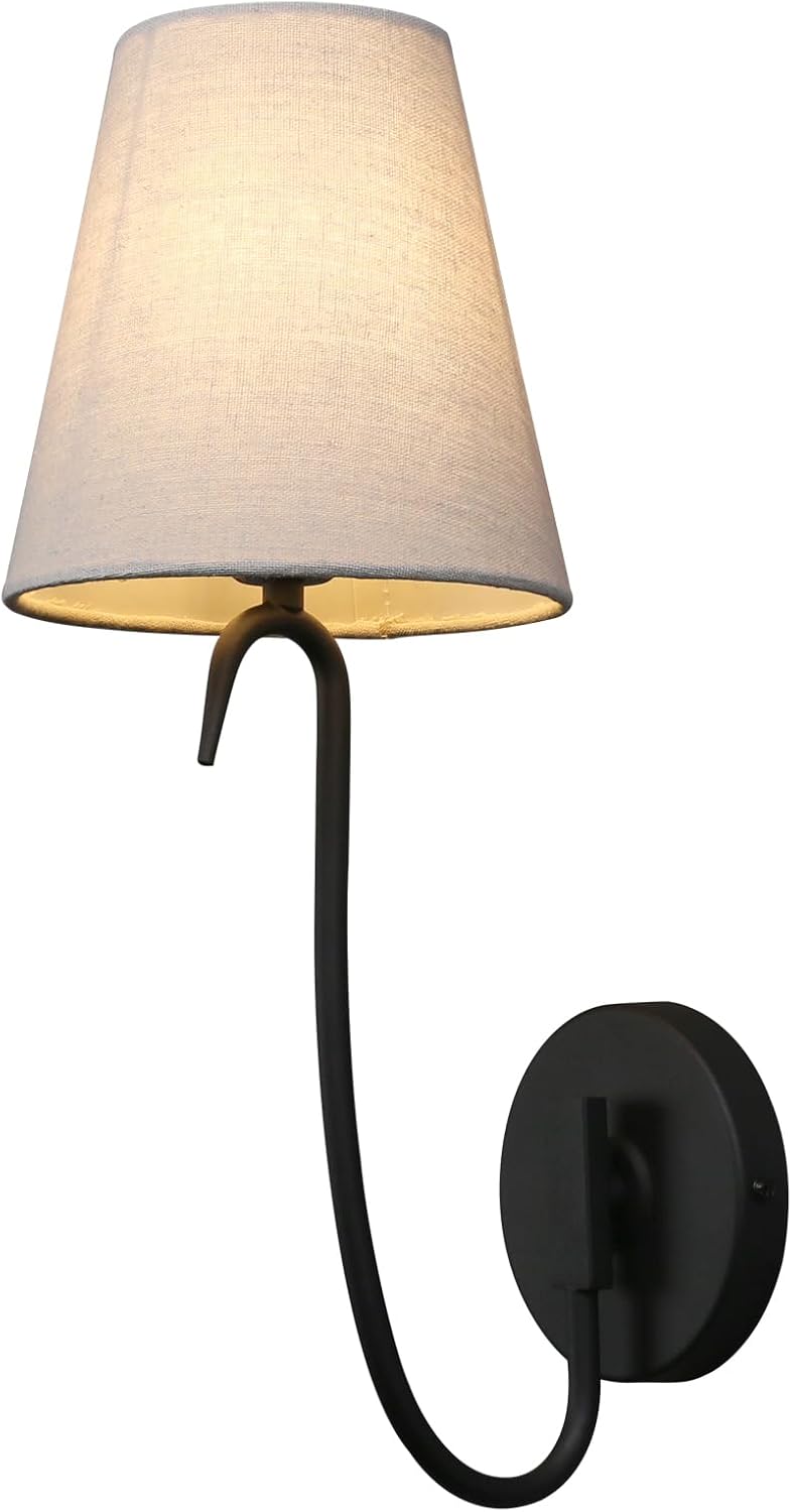Detalle de PERMO Wall Sconce with Linen Shade