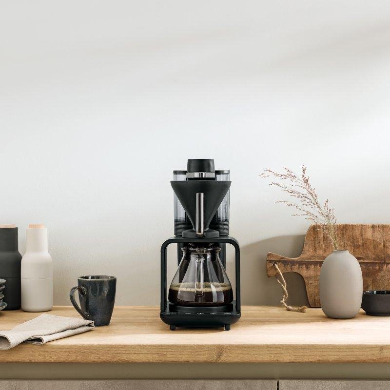 Detalle de Melitta Epour 1024-11: Cafetera de goteo con molinillo integrado y boquilla giratoria 360° (8 tazas)