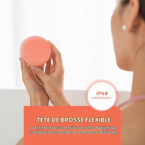Detalle de FOREO LUNA 4 body Peach Perfect : brosse exfoliante corps en silicone, pratique et étanche