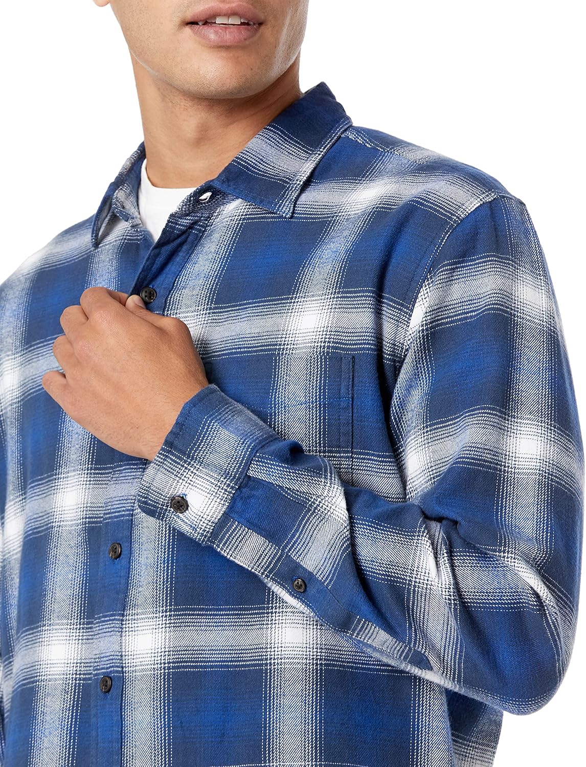 Thumbnail 4 de Amazon Essentials Men's Long-Sleeved Flannel Shirt - Discontinued Colours