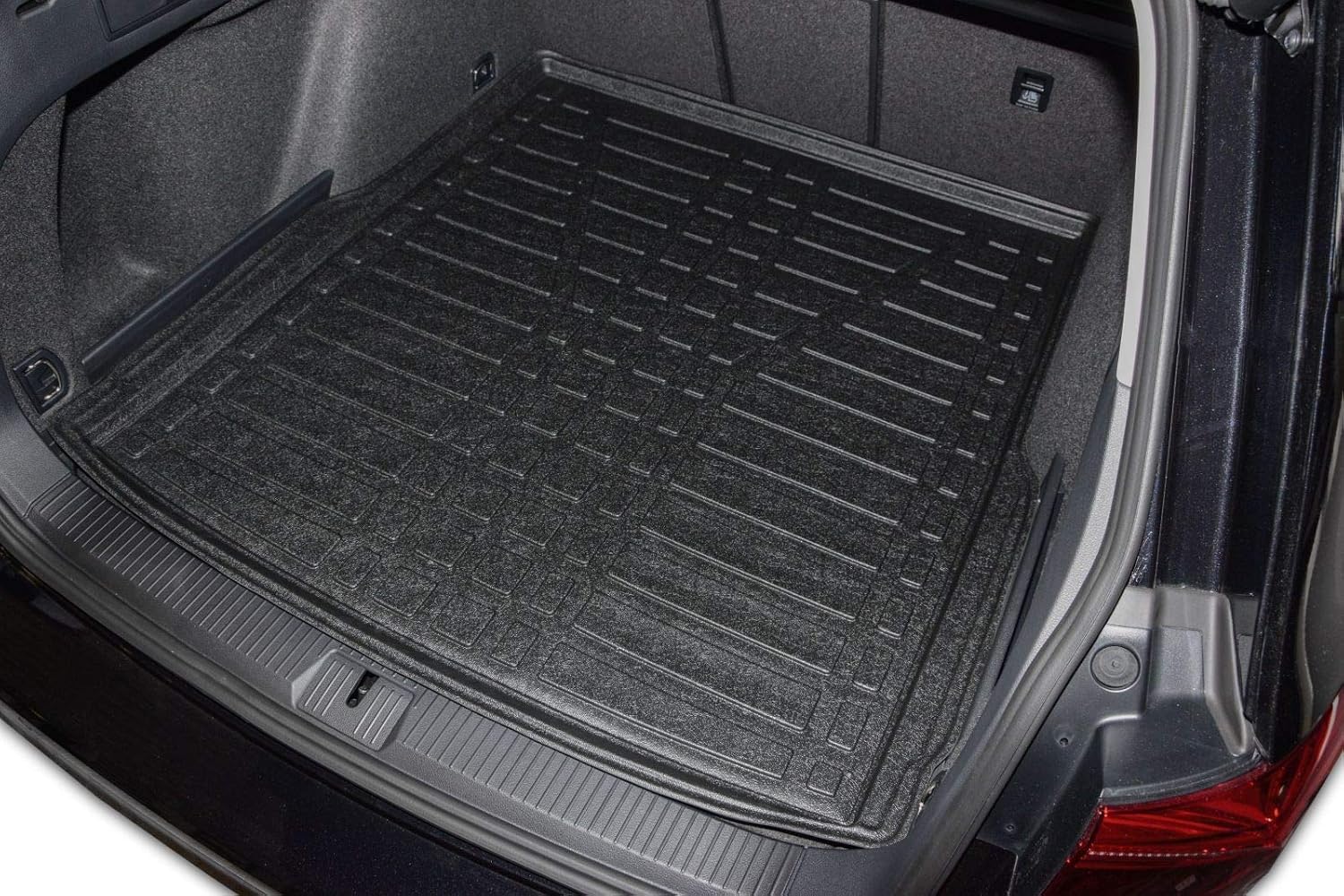 Thumbnail 4 de SCOUTT Kofferraumwanne für Passat B8 Kombi (2014–2023) – Laderaumwanne mit hohem Rand, geriffelt & aufrollbar