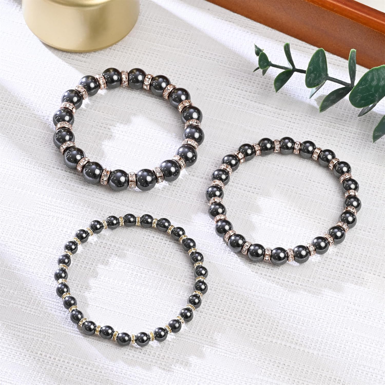 Detalle de Apocalyptic-K Magnetic Hematite Bracelet with Rhinestones (6/8/10MM) – Eliminate Static Electricity