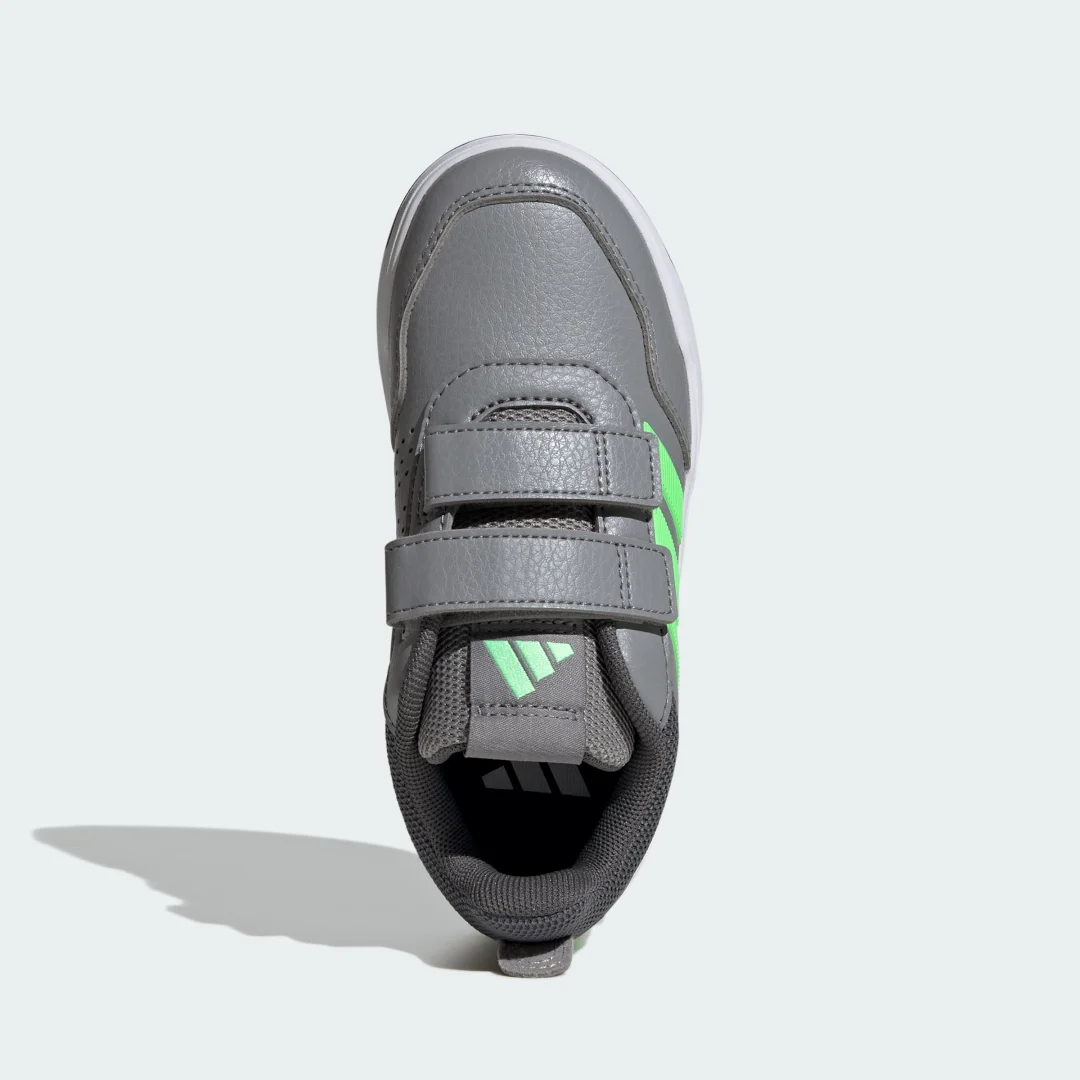 Detalle de Zapatilla Tensaur Sport 3.0 CF K de Adidas, gris