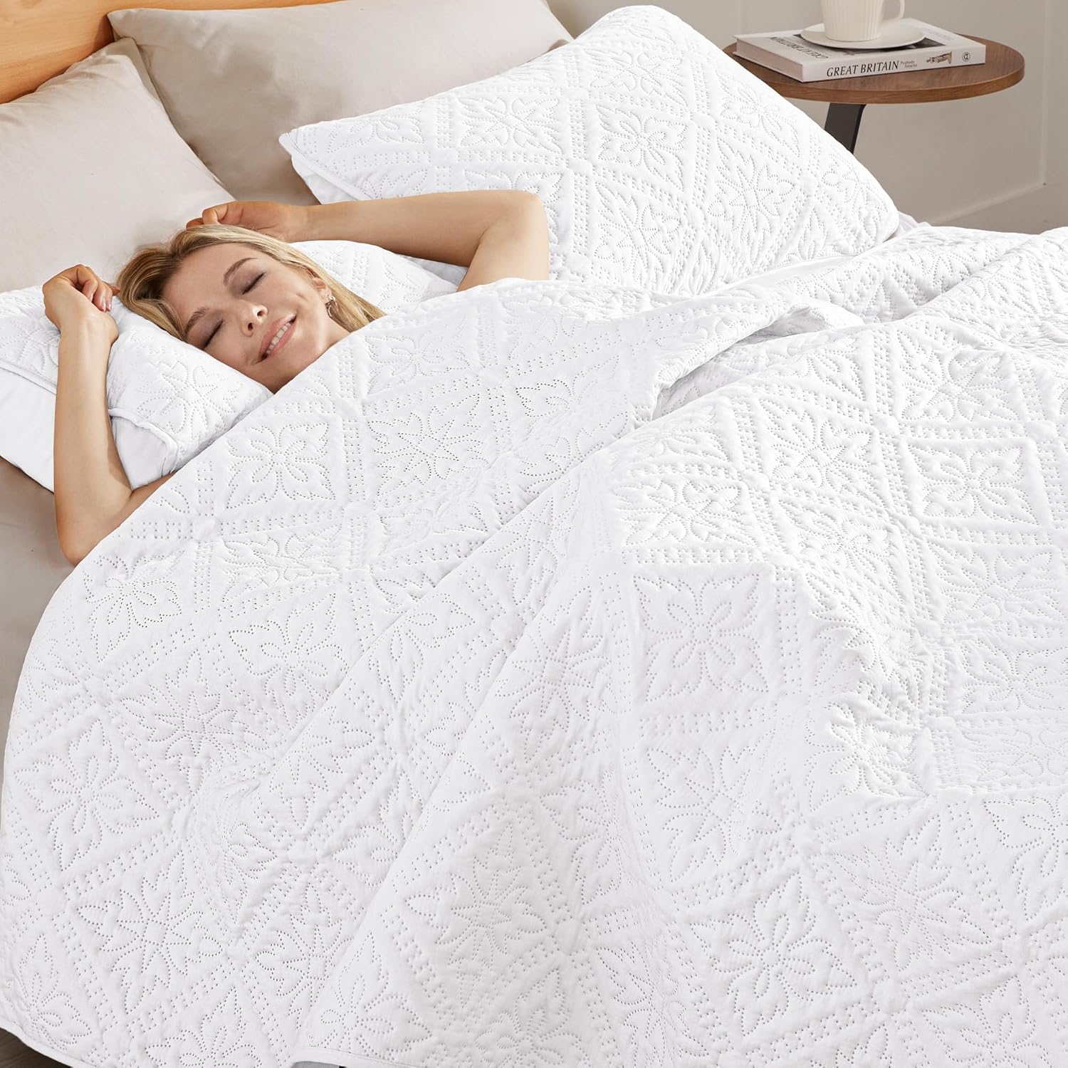 Detalle 2 de Exclusivo Mezcla Quilt Set, King White Floral Quilt with 2 Pillow Shams
