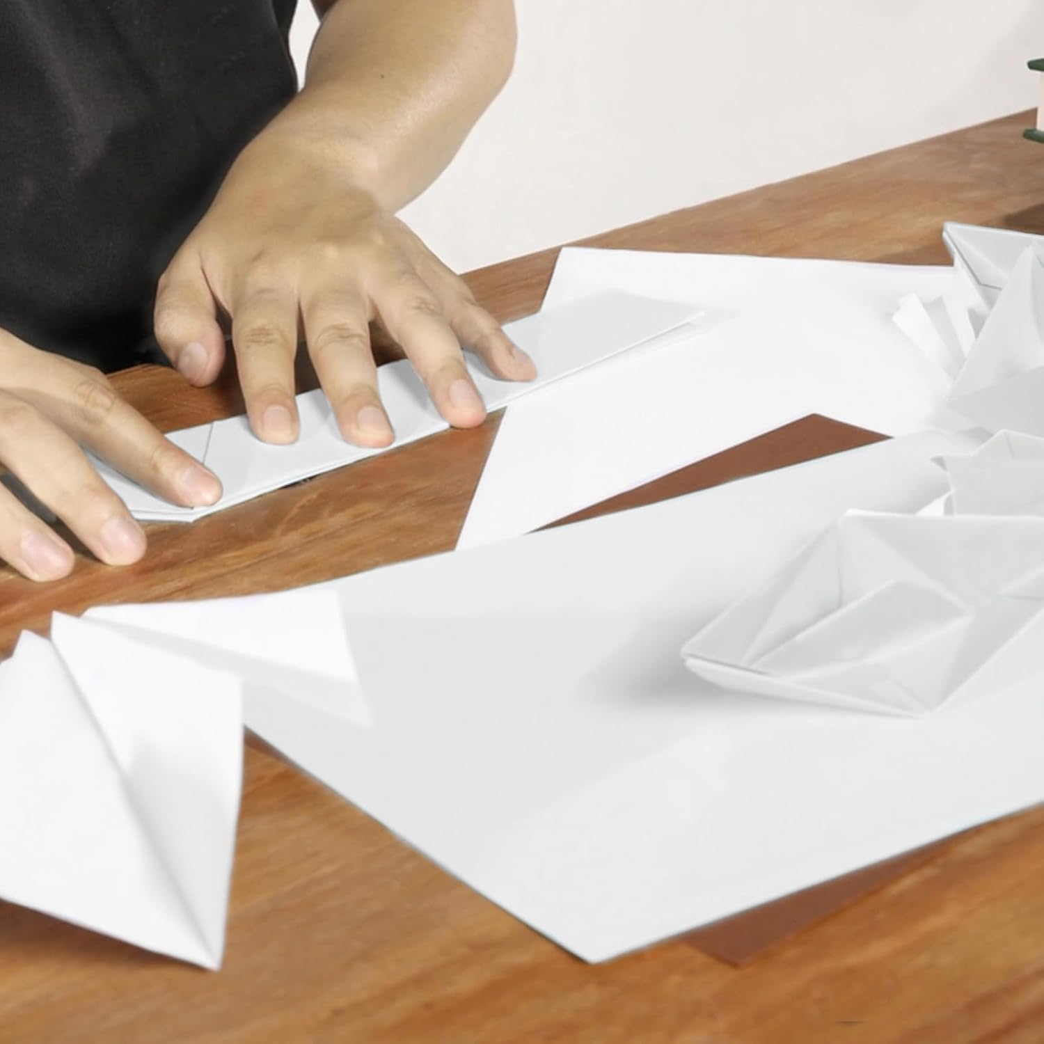 Thumbnail 4 de A4 White Card - 230GSM, 100 Pack: Durable Cardstock for Cards, Invitations and DIY Craft