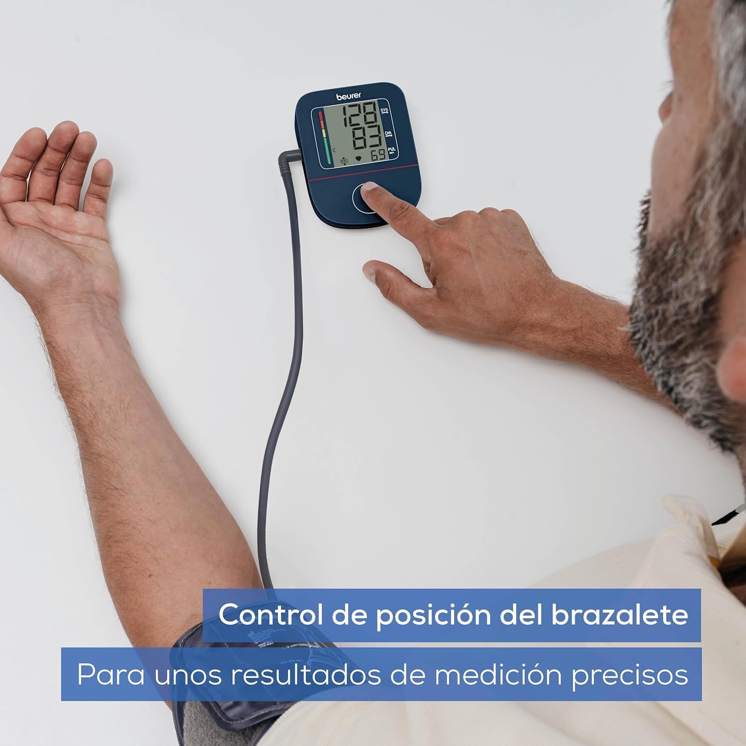 Detalle 2 de Beurer BM 25 Tensiómetro de brazo con detección de arritmias 🩺